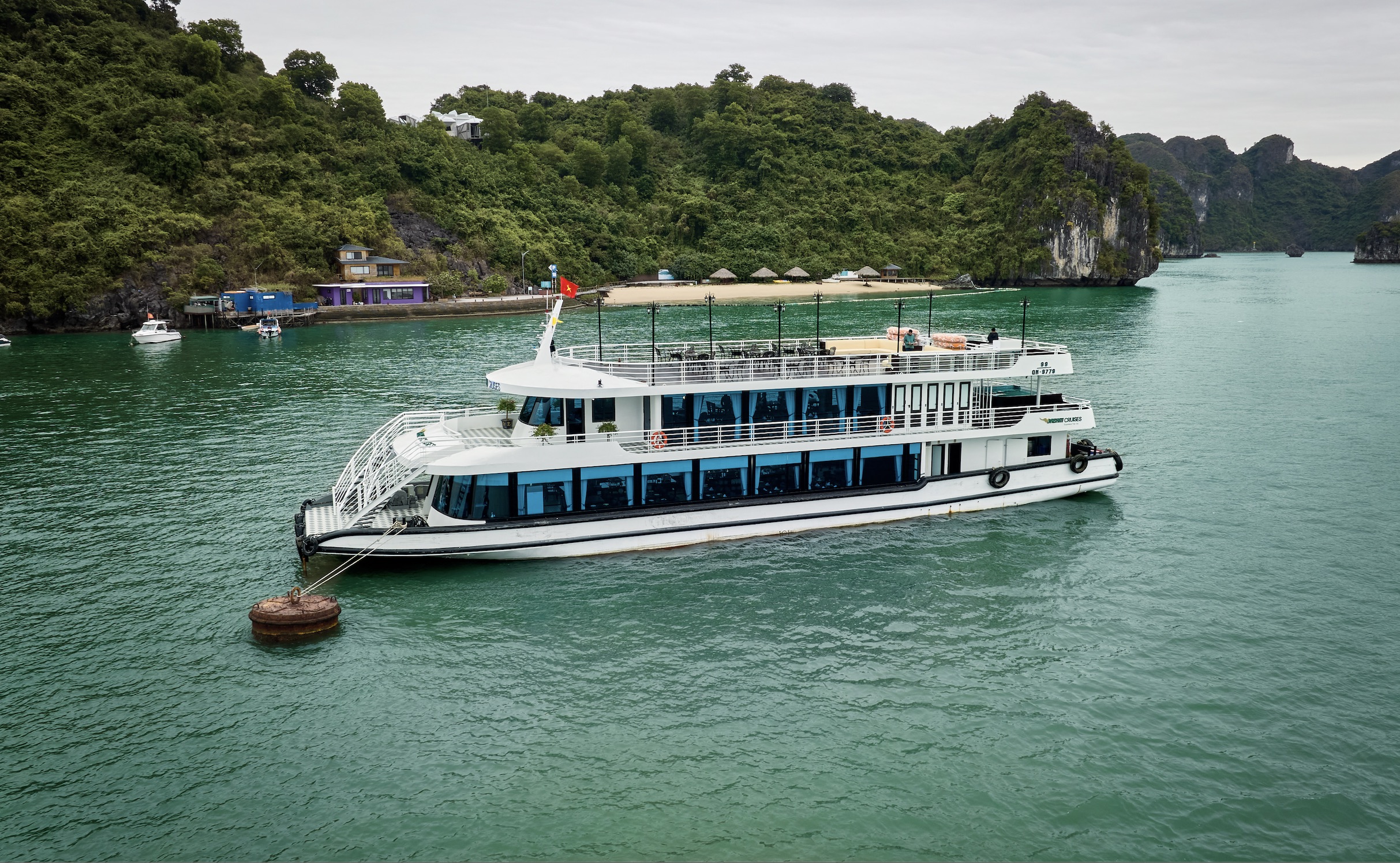 [行程二] 五星级 V'Dream 游轮下龙湾（Ha Long Bay）一日游