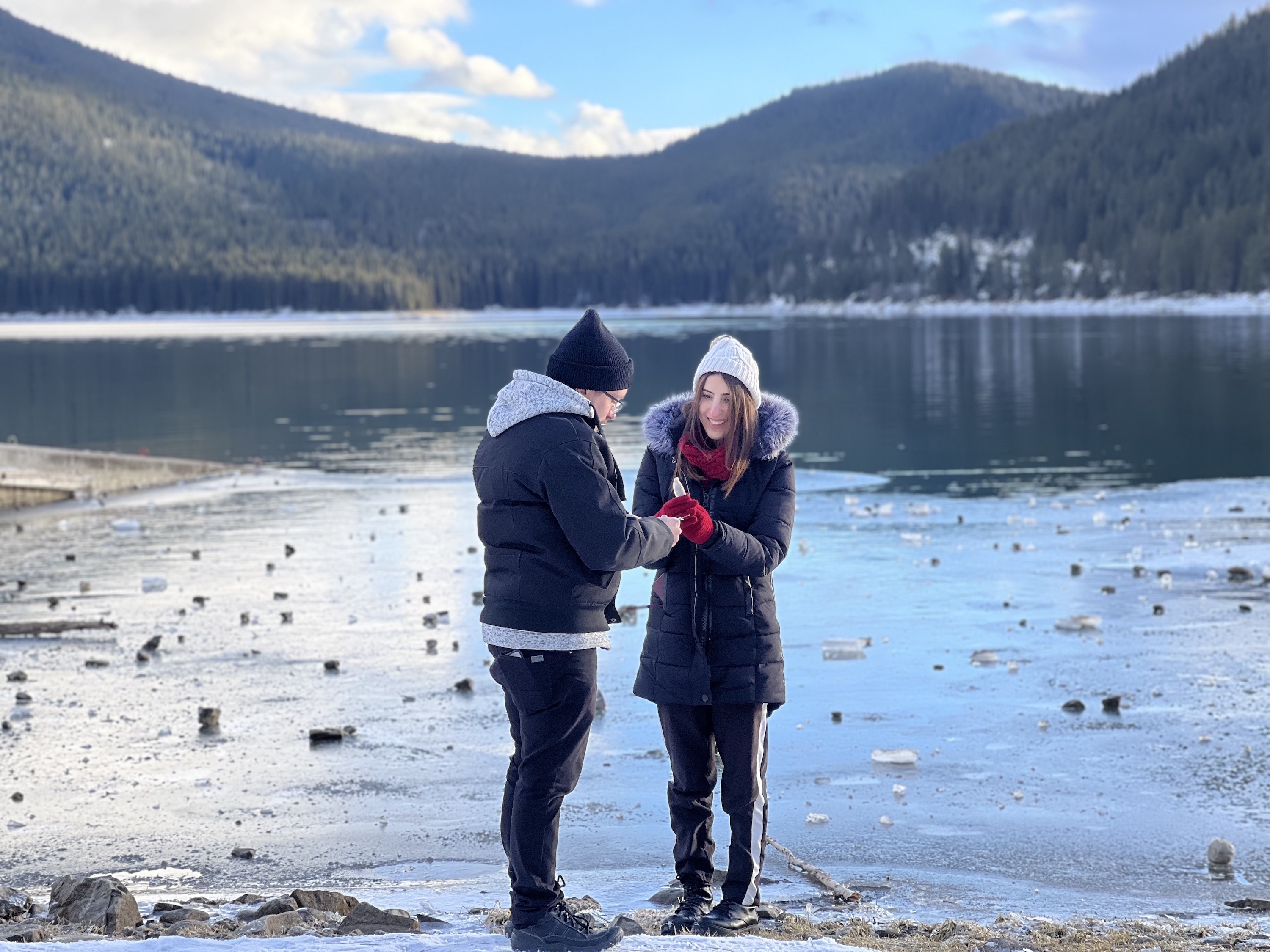 冬季班夫镇、路易斯湖 & 大理石峡谷冰川健行