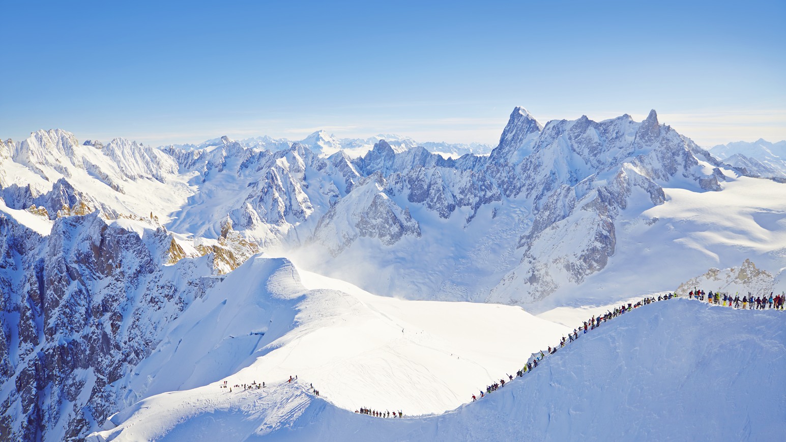 霞慕尼勃朗峰和伊瓦尔一日游，含日内瓦 (Geneva) 游船