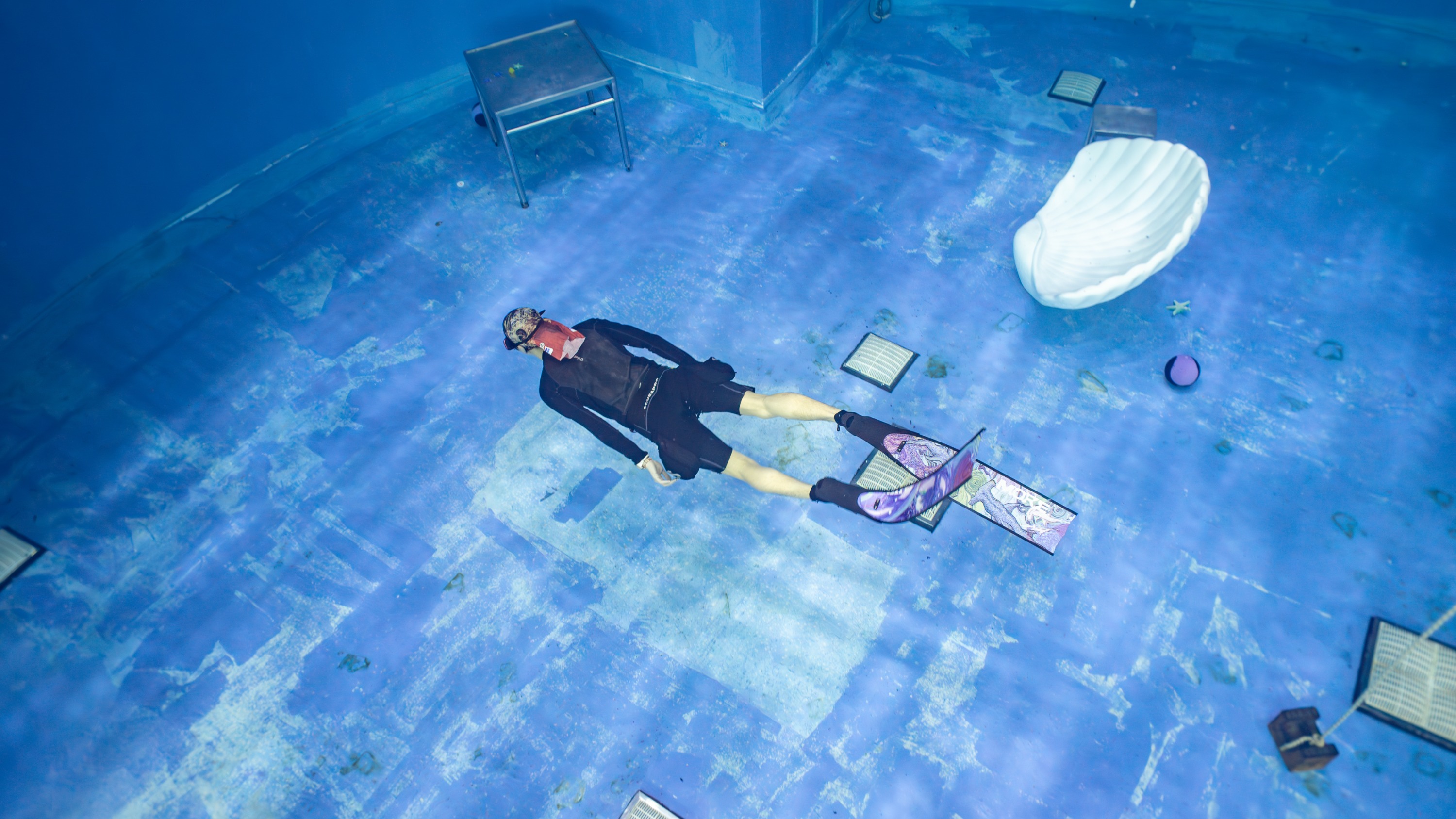 阿奇拉汤泉•中天室内恒温潜水•潜水体验.潜水练习•潜水培训（近深圳湾口岸）