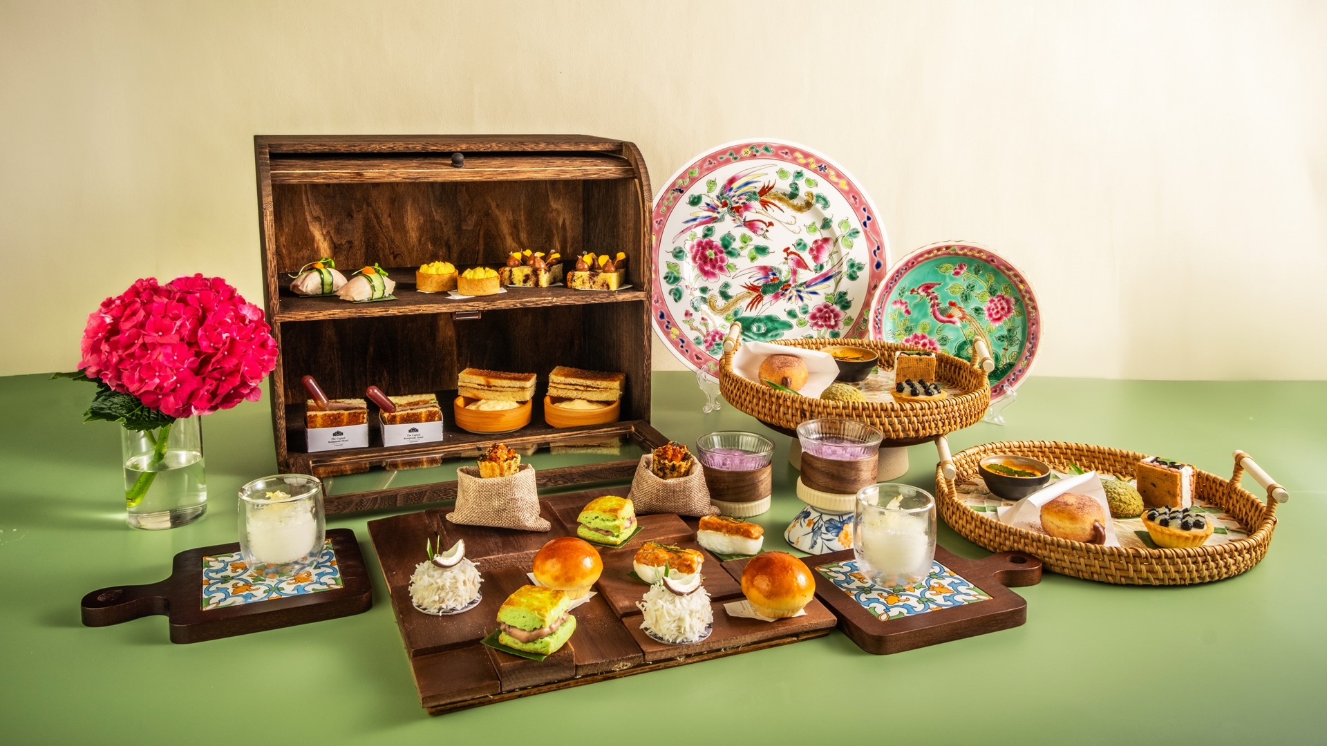 新加坡国会大厦康柏尼酒店大厅酒廊（Lobby Lounge at The Capitol Kempinski Hotel Singapore）