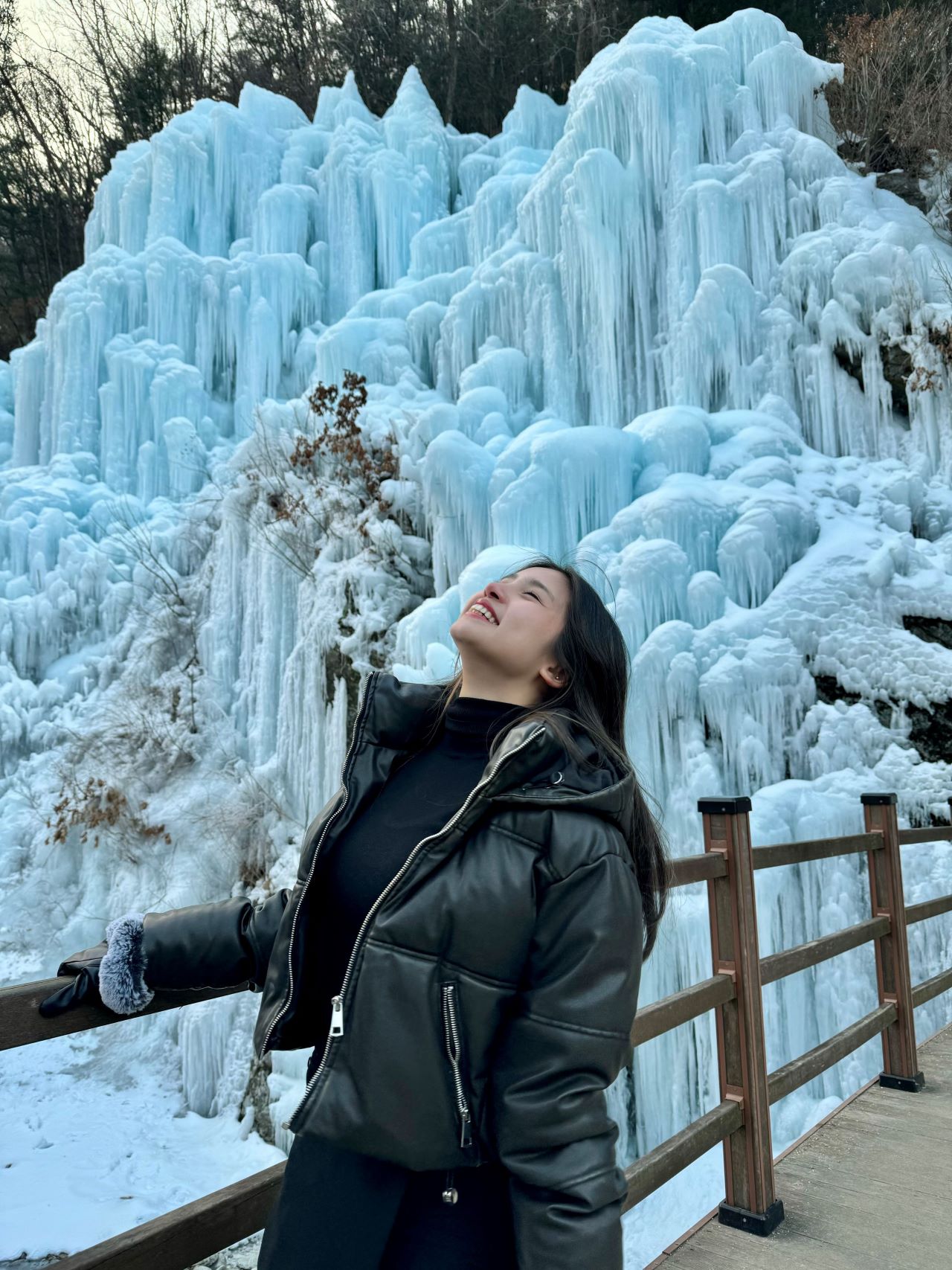 首尔出发Eobi冰谷 & Konjiam豪华滑雪场一日游