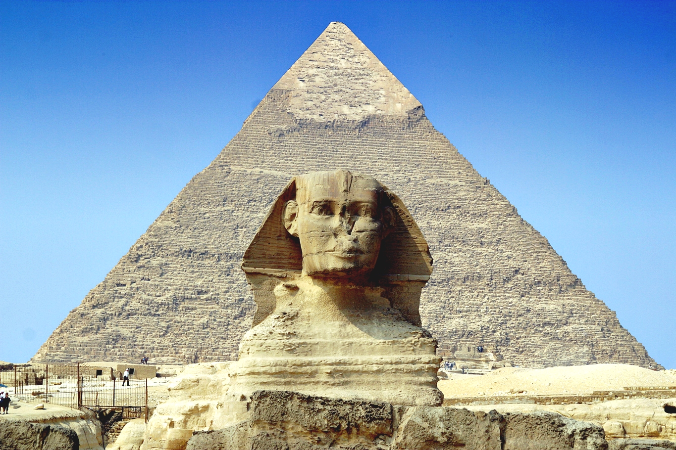 开罗：吉萨金字塔 & 埃及大博物馆