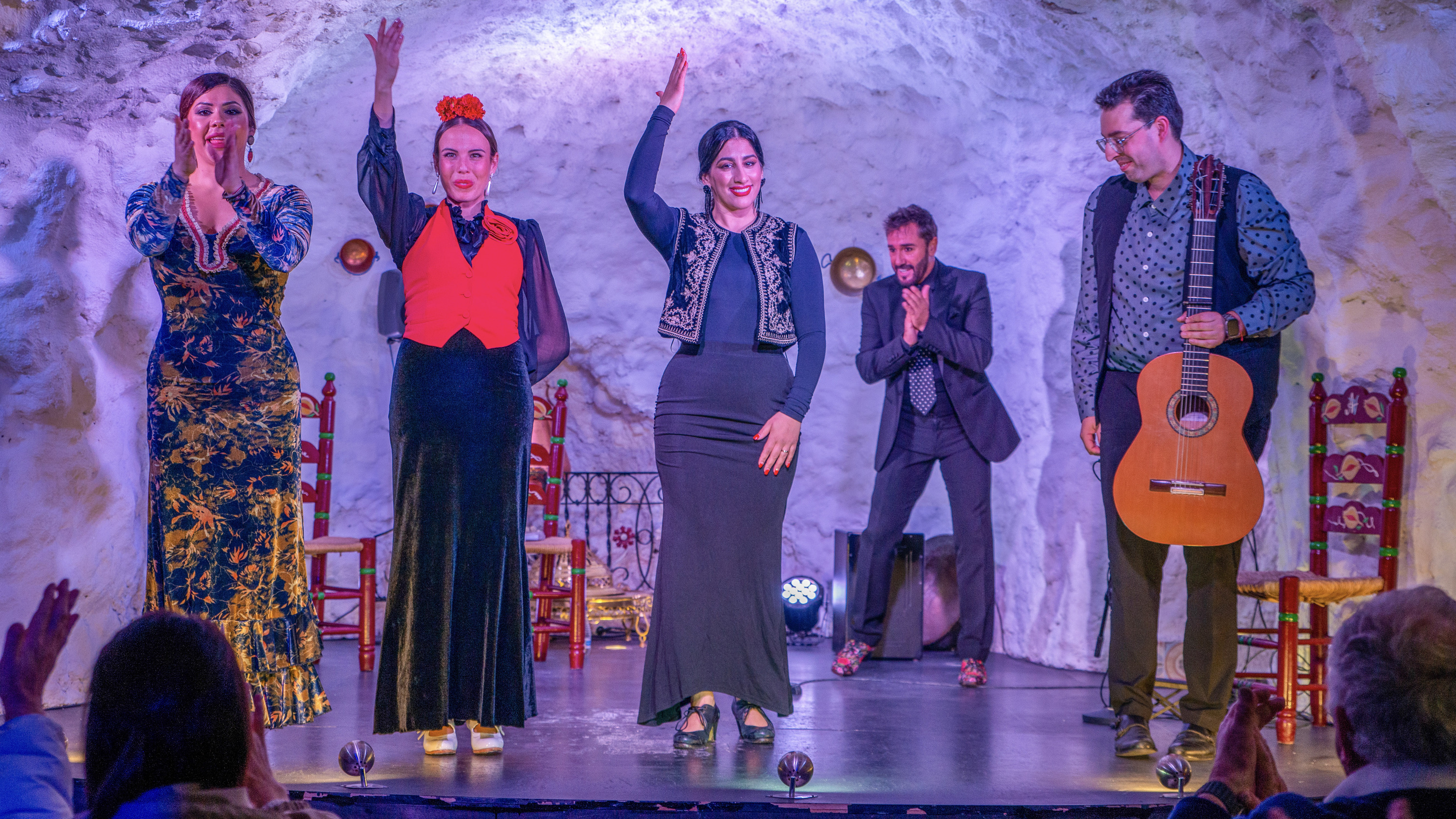 格拉纳达佛朗明哥表演 & 餐饮体验