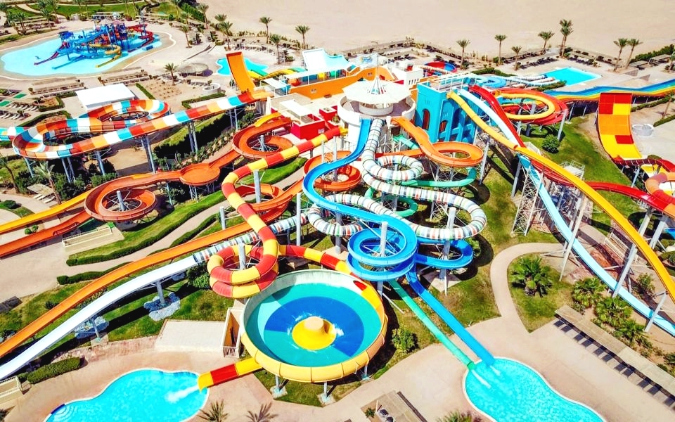 胡尔加达：马卡迪水上世界门票（含午餐、饮料 & 接送）