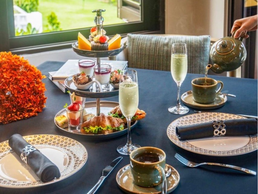 会安湾度假村放天灯 & 下午茶