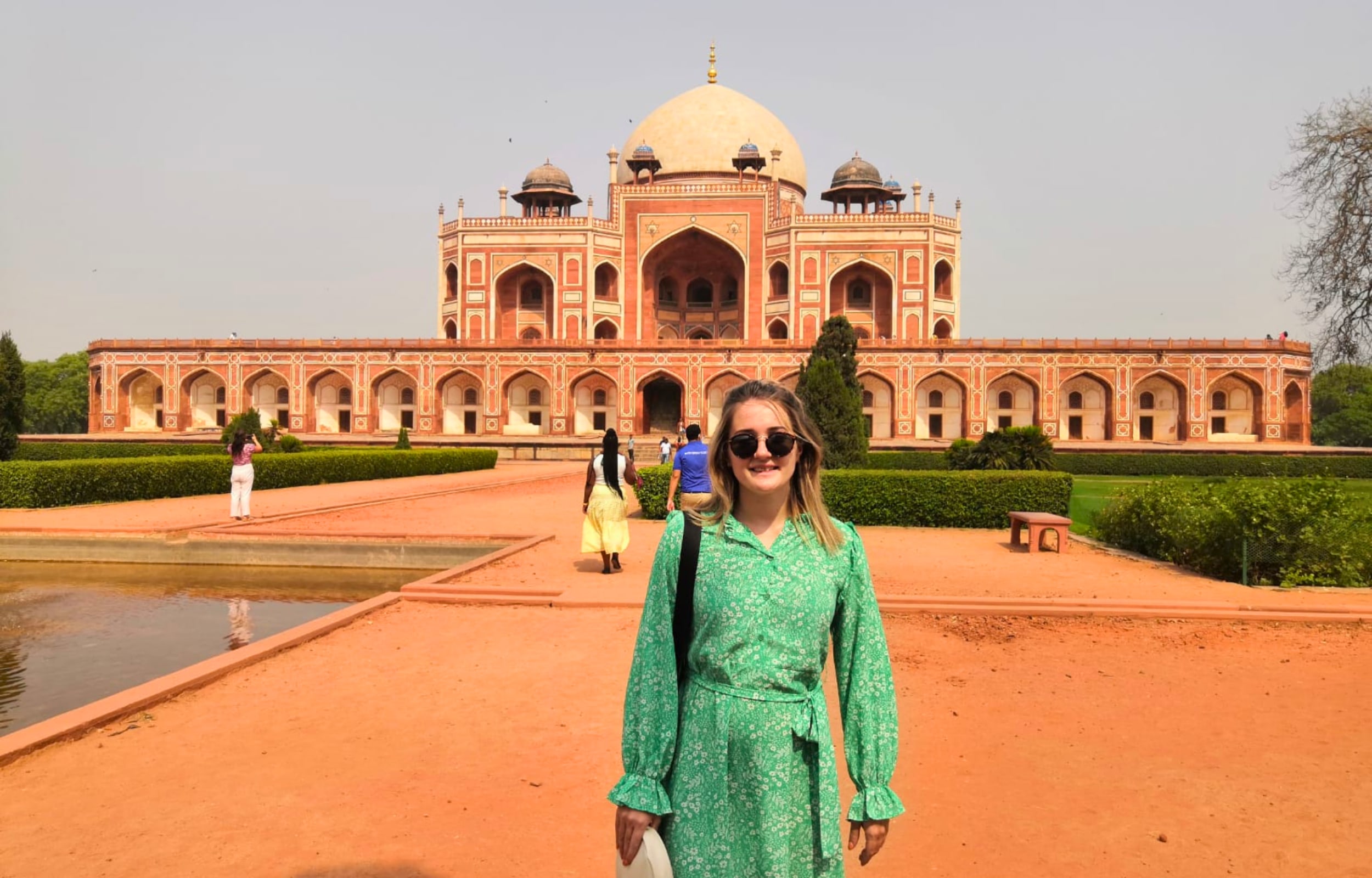 从德里出发，1 天德里私人包车导览和 1 天泰姬玛哈陵私人包车导览