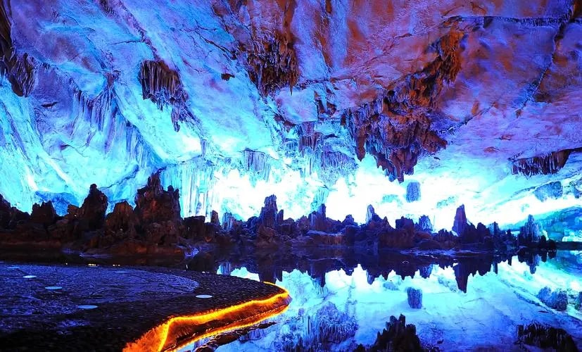 桂林出发 芦笛岩 大圩古镇 古南门私人导览1日游