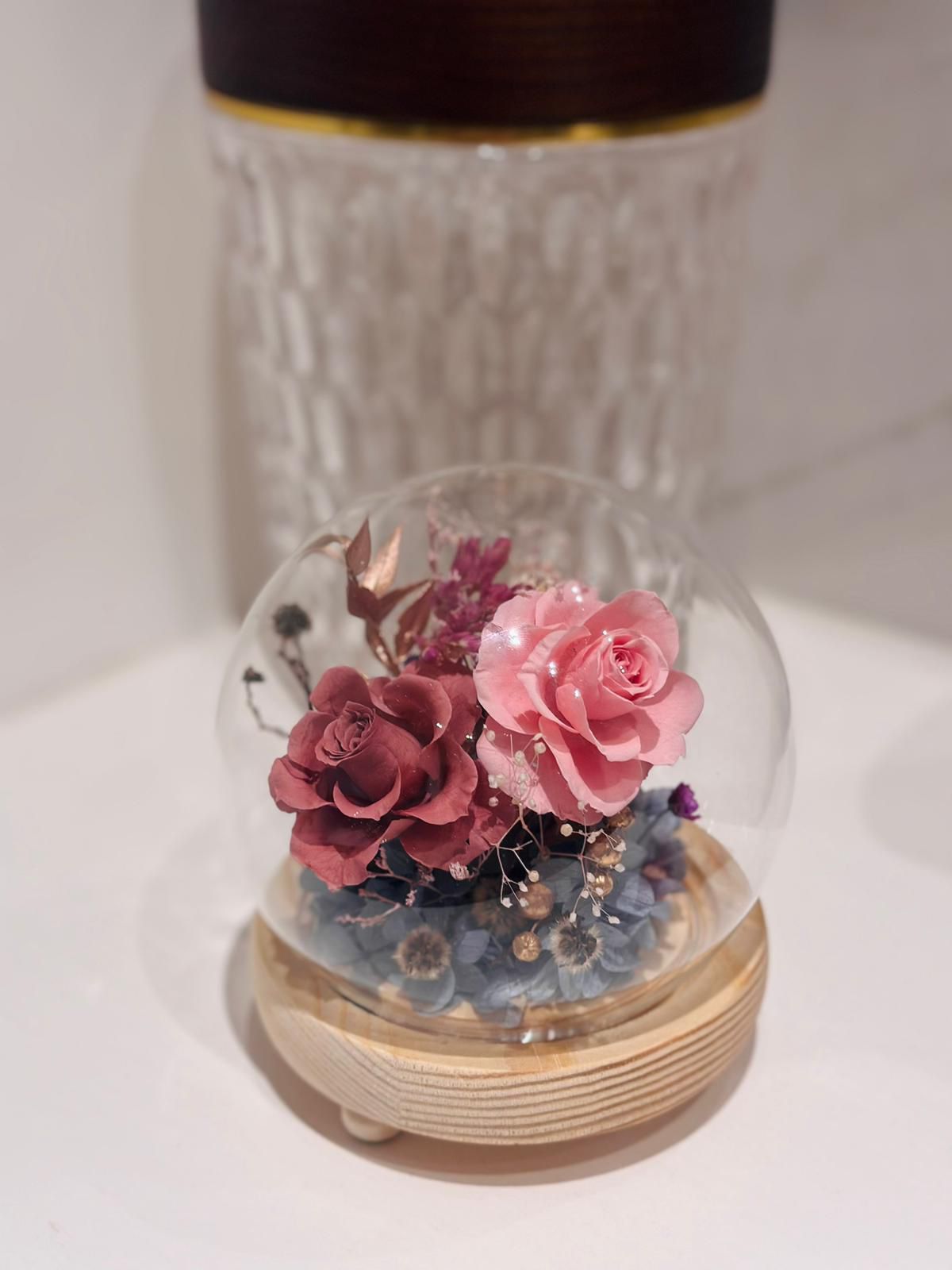 香港 R florist - 自制索拉花及永生花体验课｜玻璃罩｜扩香瓶｜花盒｜花篮｜花镜｜AUBE证书课程｜荔枝角