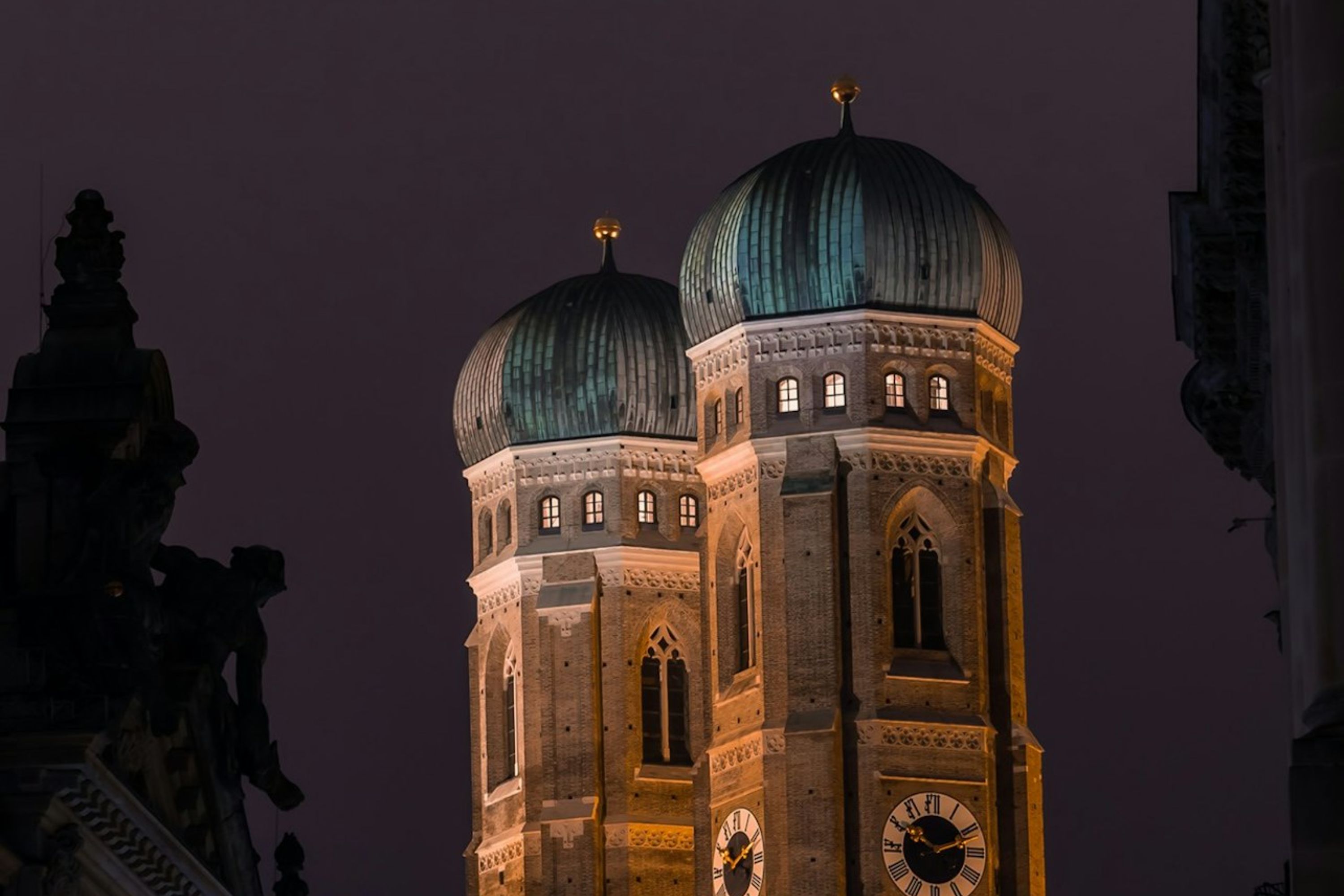 慕尼黑夜间守望者老城区徒步之旅