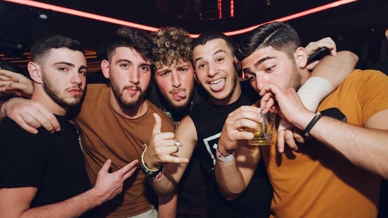 曼谷夜生活酒吧巡游