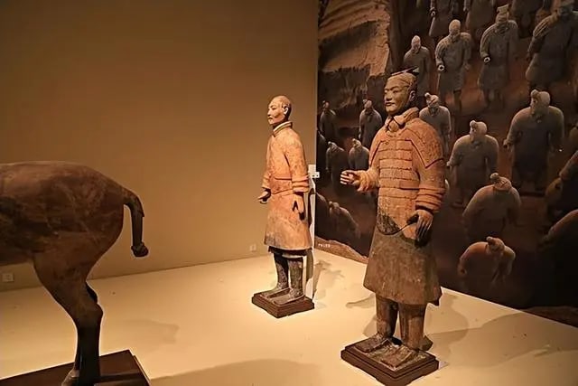 西安私人导览兵马俑 大雁塔一日游