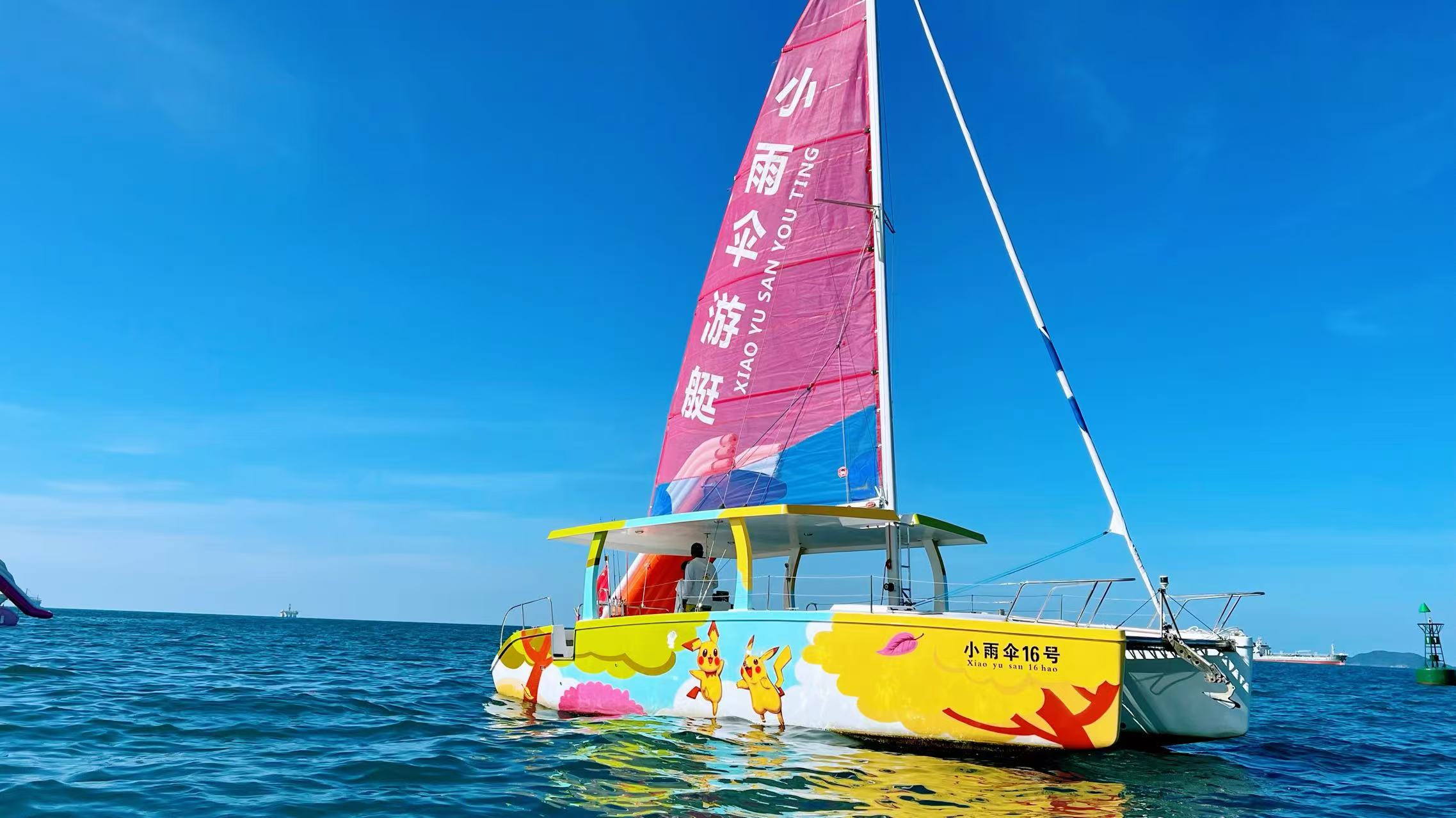 海南三亚帆船出海+亚龙湾天堂森林公园一日游私家团（帆船出海3小时，专车接送，中/英文导游）