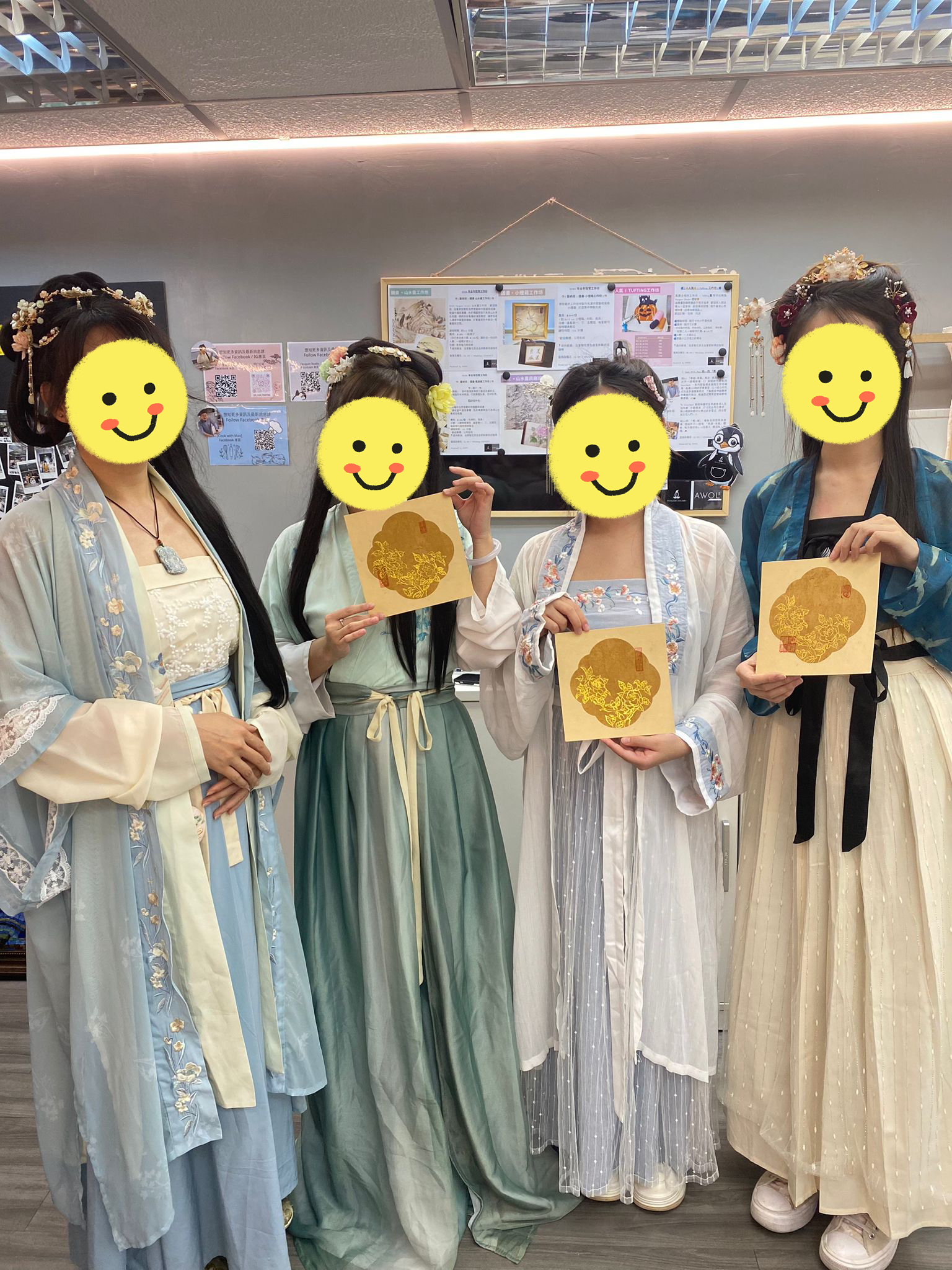 尖沙咀IRREGULart  汉服及化妆连发型体验 /中国画体验