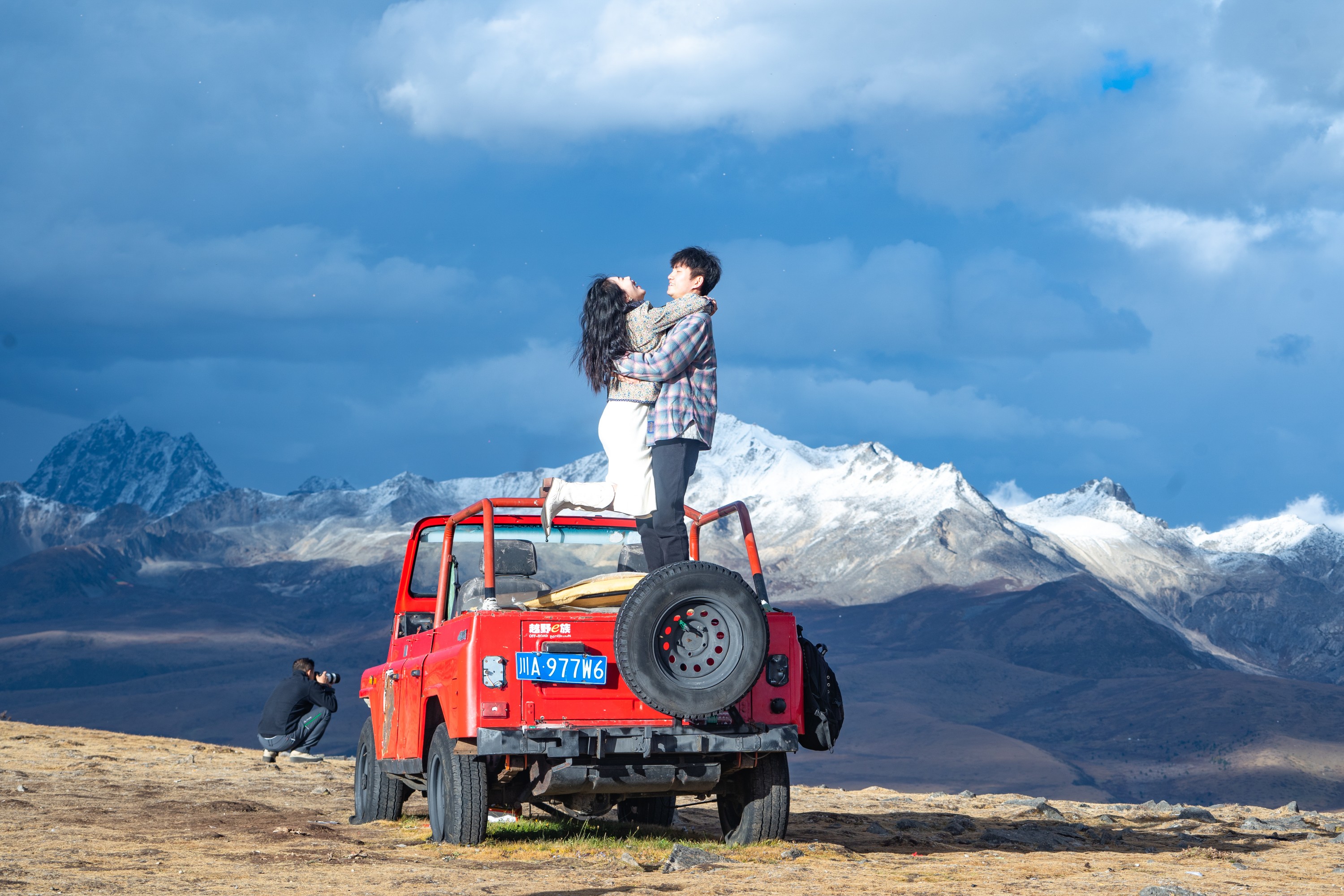 川西纵情甘孜3日游 （2-8人小团+四姑娘山双桥沟+鱼子西＆格底拉姆雪山双观景台+藏装旅拍or马术野骑+姑弄村雪山下咖啡）