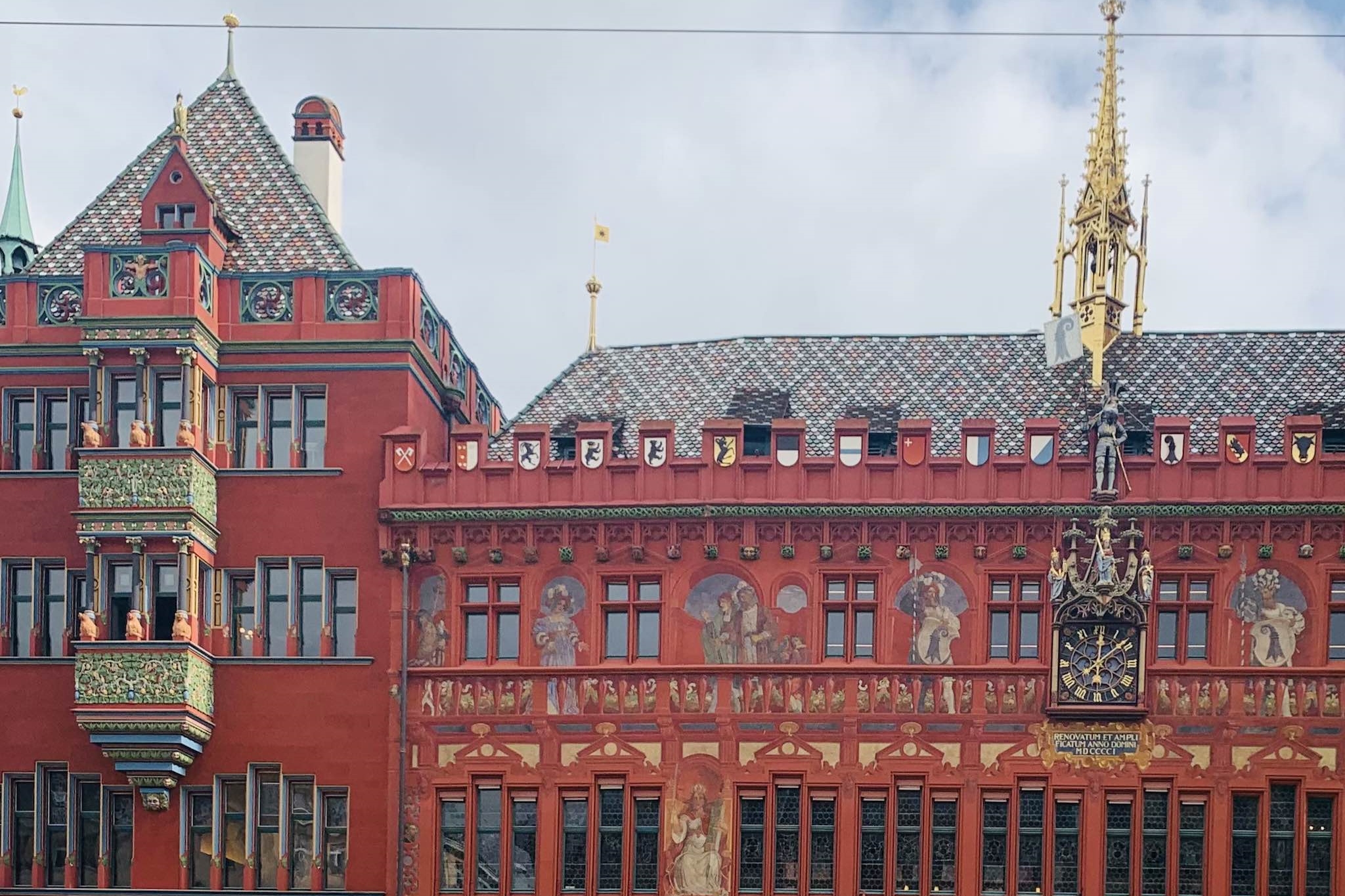 巴塞尔的城市亮点和隐藏的宝藏徒步之旅