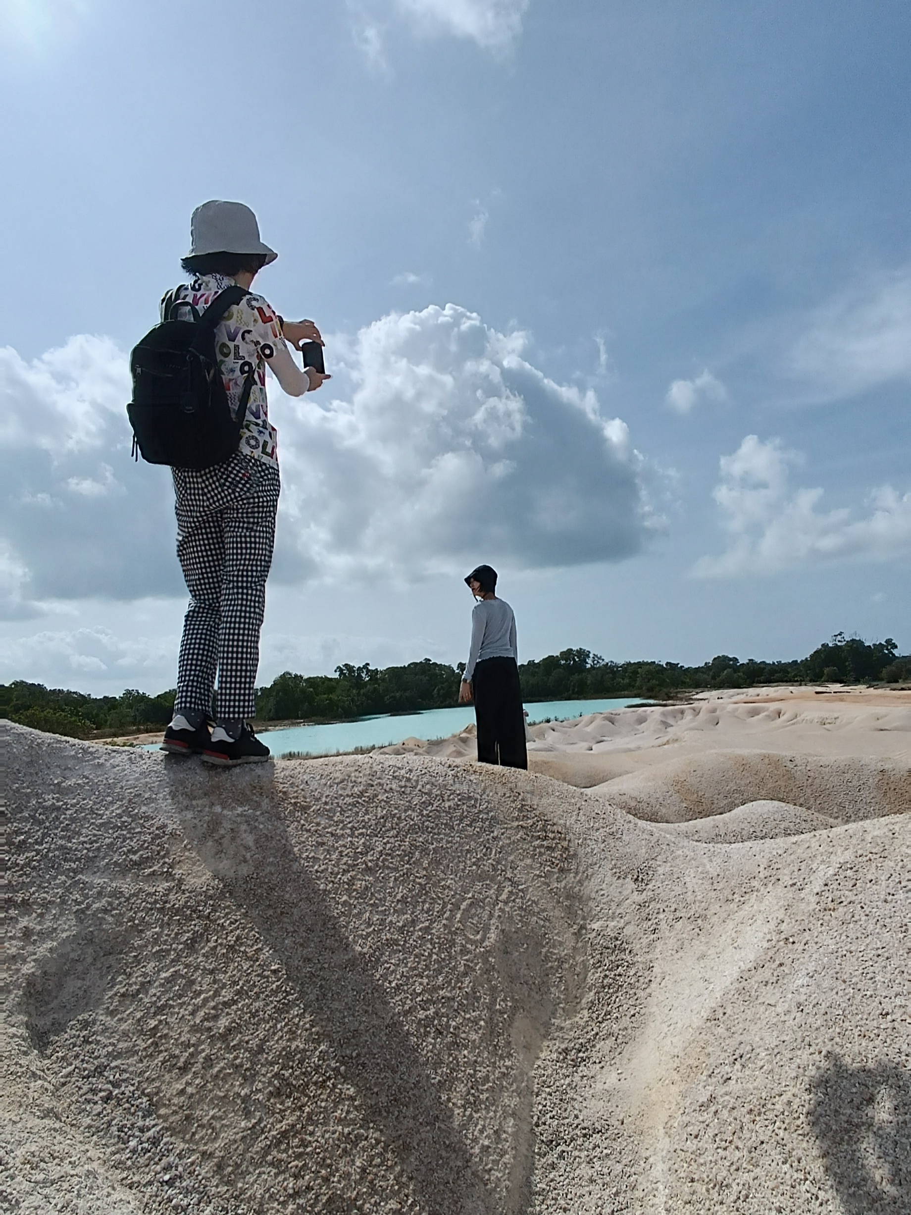 民丹岛沙丘 & 蓝湖私人游