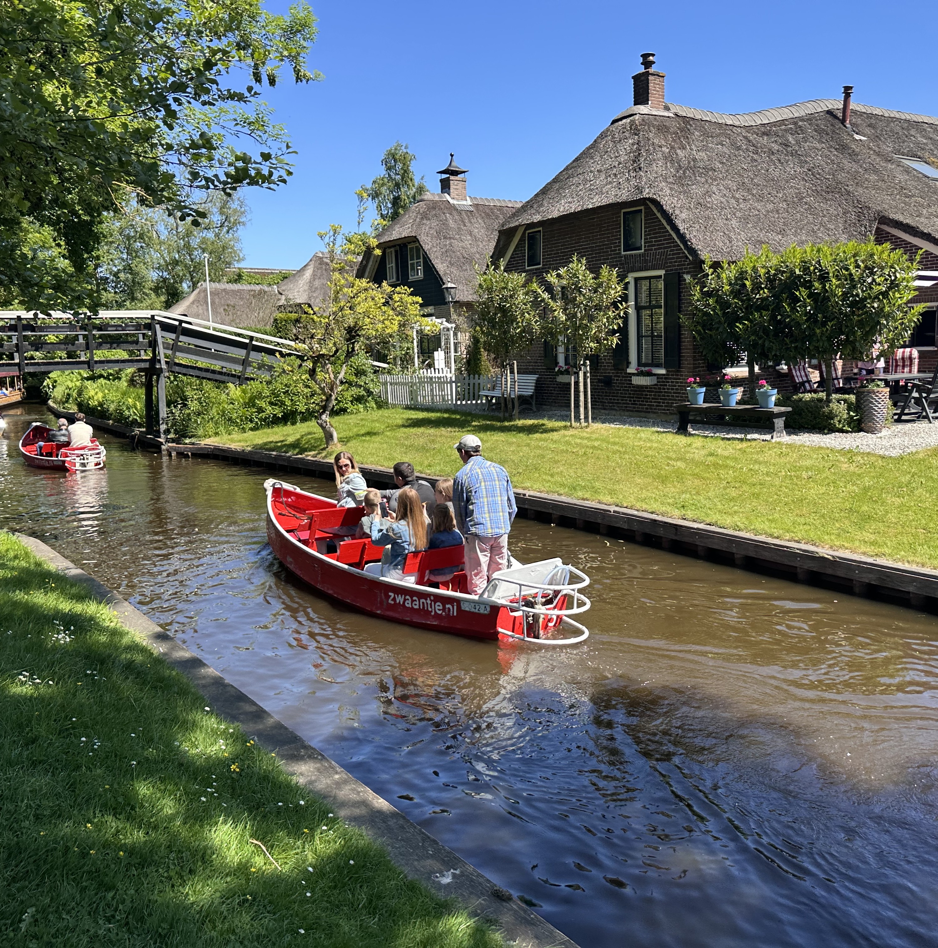 阿姆斯特丹出发的羊角村和风车一日游