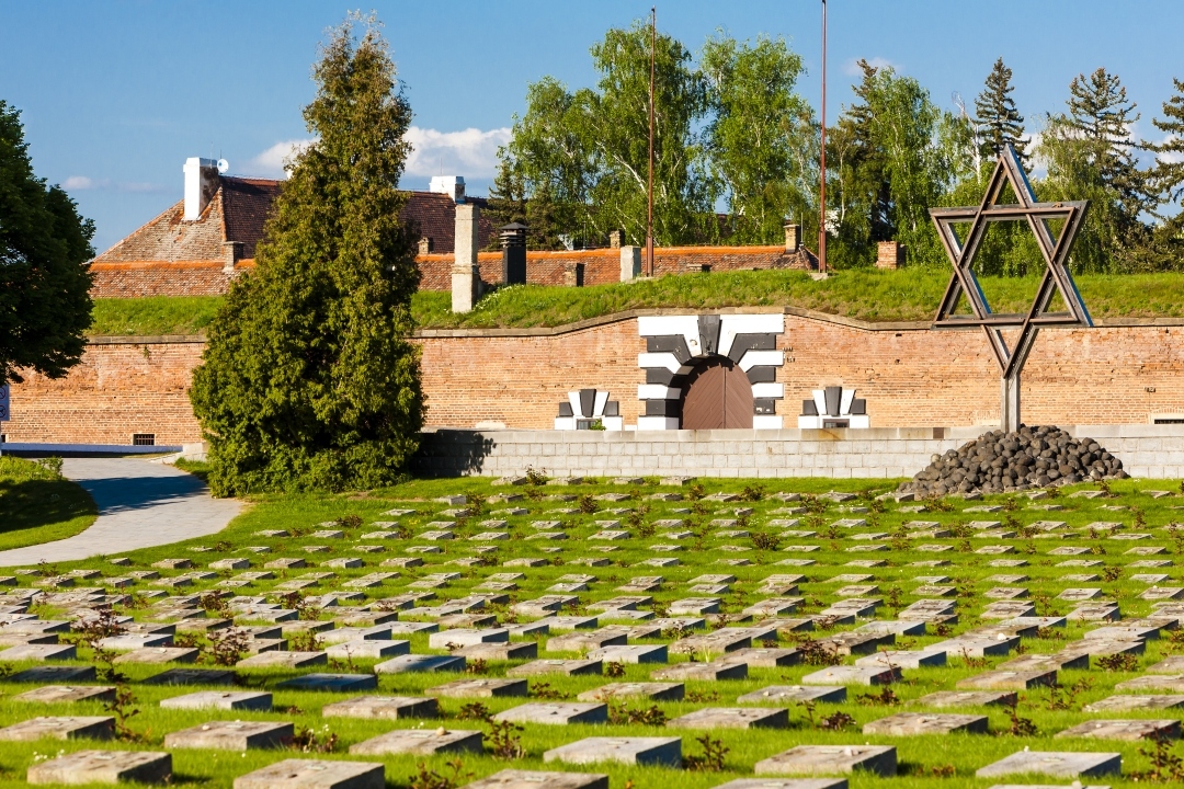 布拉格特雷津集中营半日游