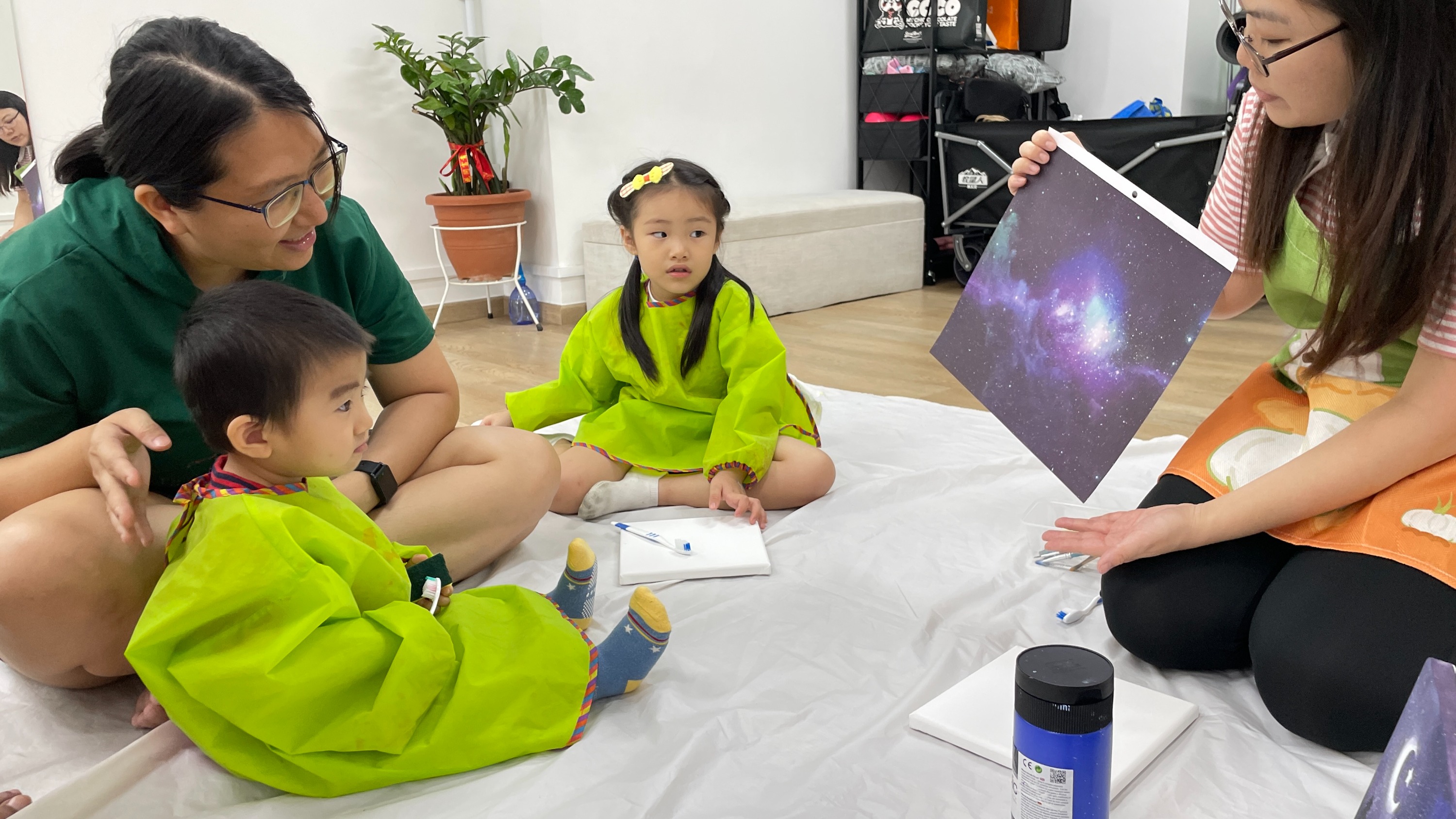 父母和幼儿：一起学习和玩耍