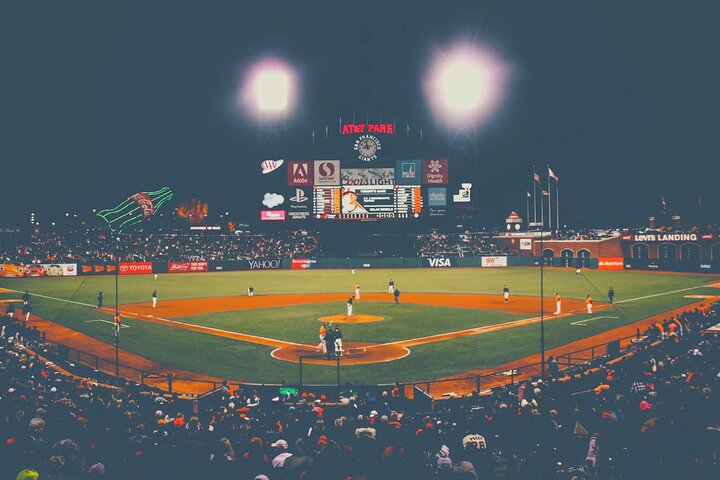 甲骨文公园举办旧金山巨人队棒球比赛