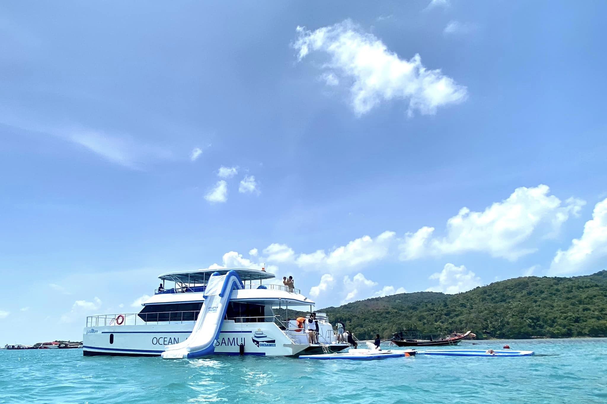 丹岛 & 海王动力高速双体船的马苏姆岛之旅