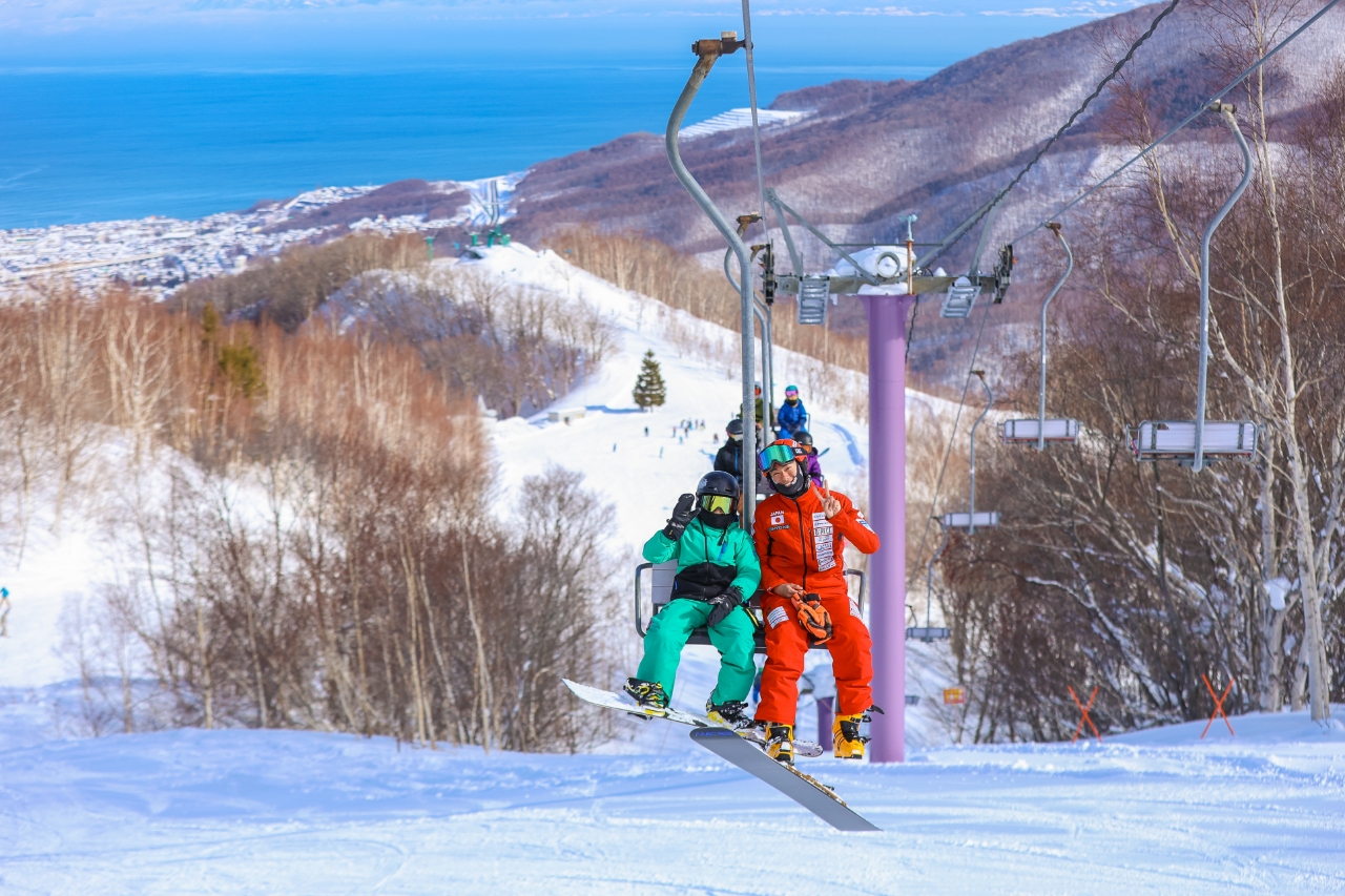 小樽朝里川温泉滑雪场 1日缆车票 & 租借套装