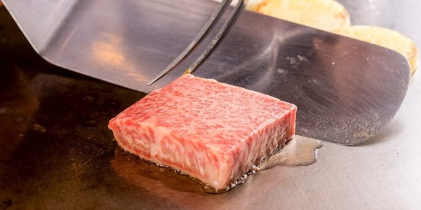 神户牛排KISSSHO，东京池袋的私人牛排餐厅