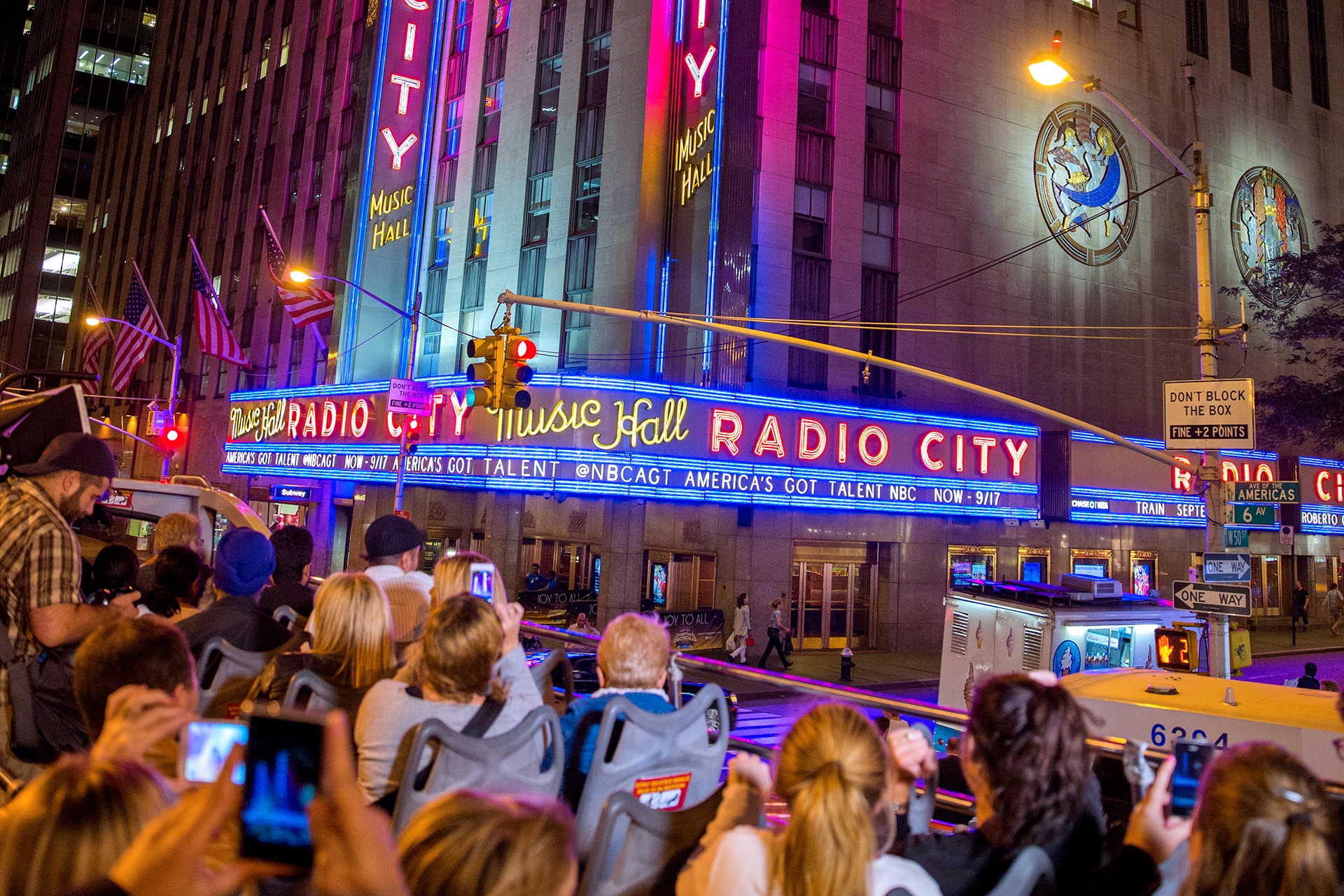 纽约敞篷夜间巴士之旅