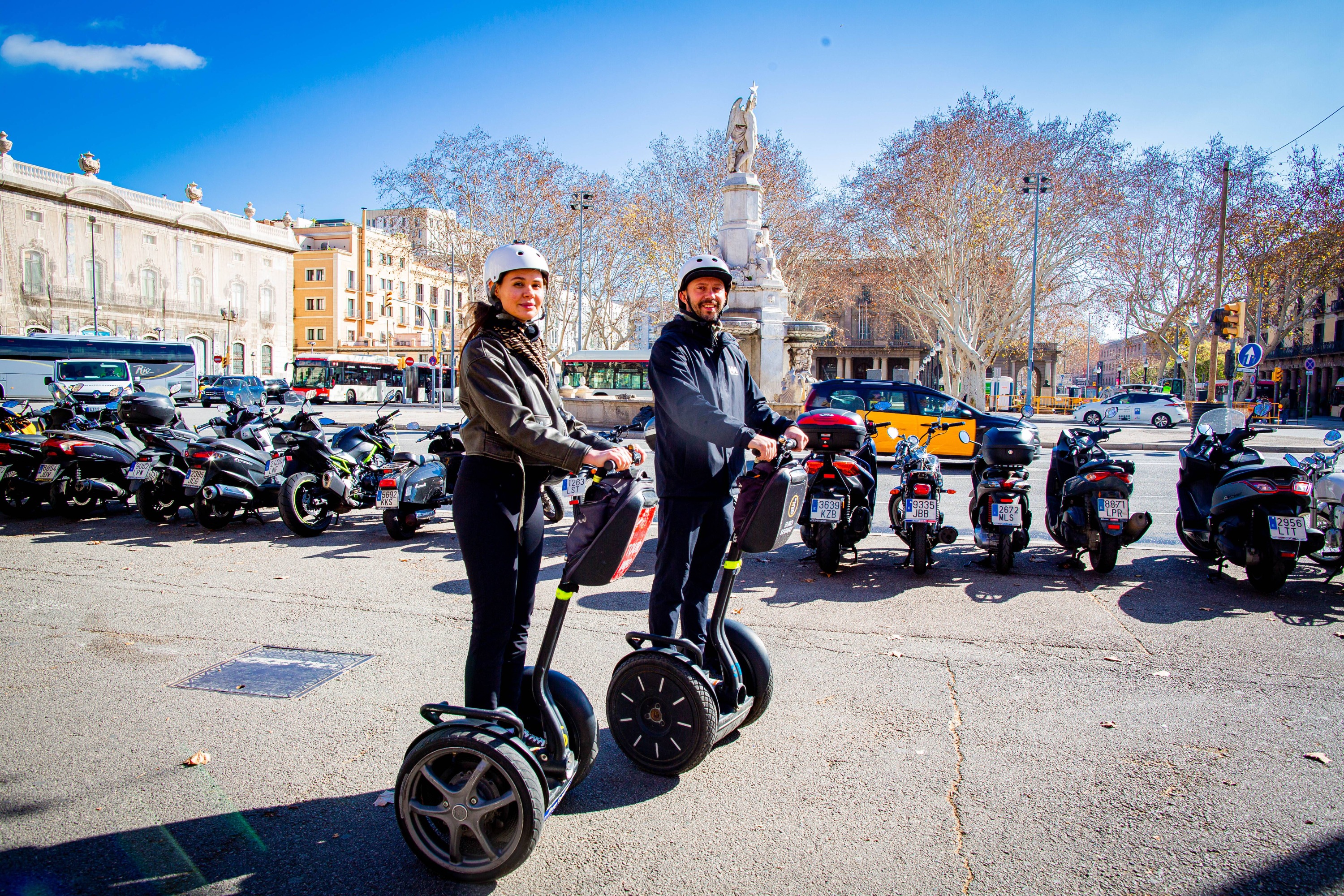 巴塞罗那哥特区、贝尔港和La Barceloneta赛格威之旅