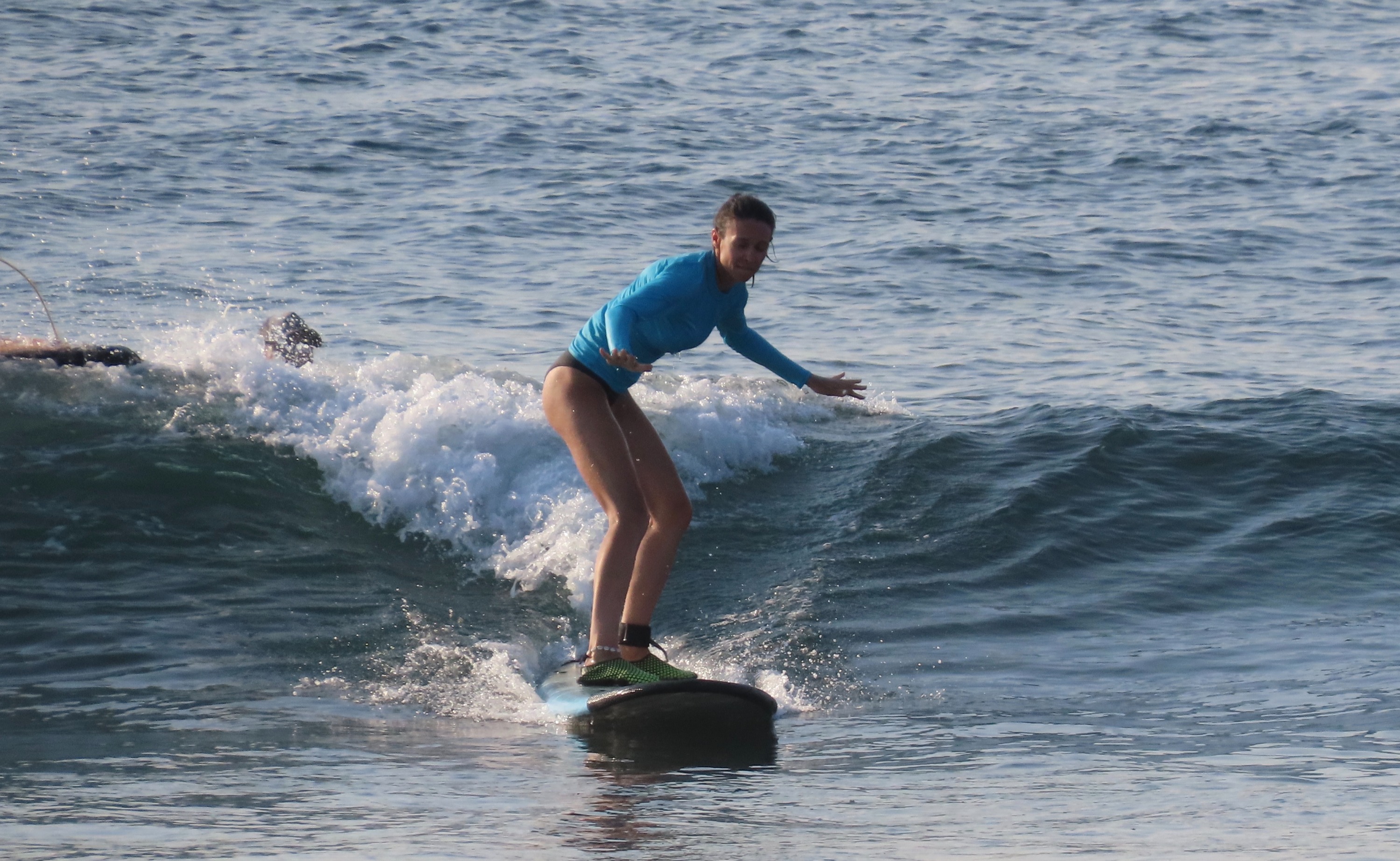 峇里岛乌鲁瓦图冲浪课（Cakrawala Asia提供）