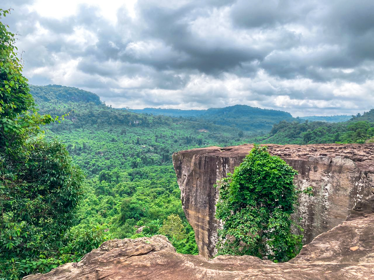 荔枝山＆女王宫之旅