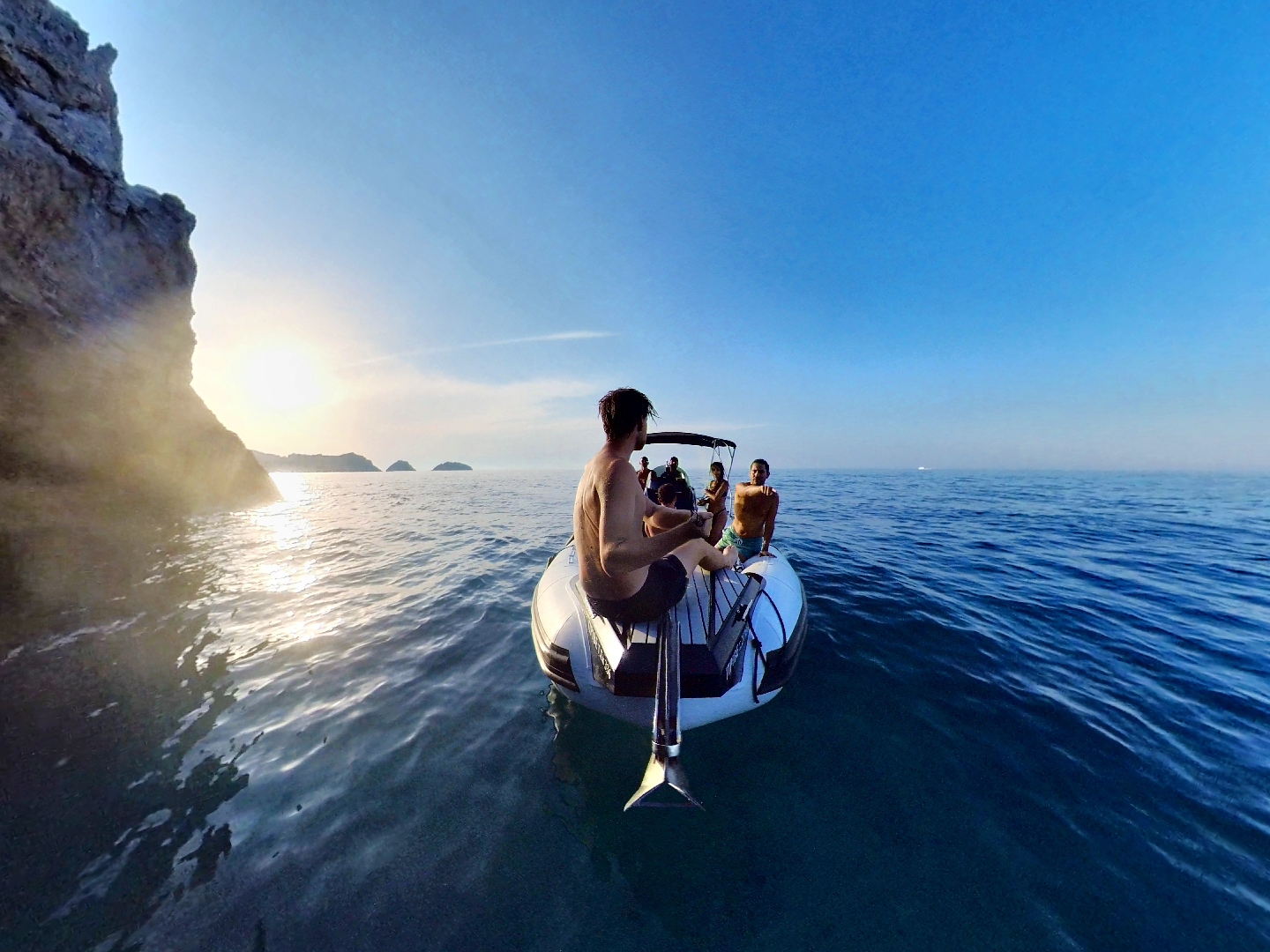 《妈妈咪呀》取景地教堂观光游船之旅