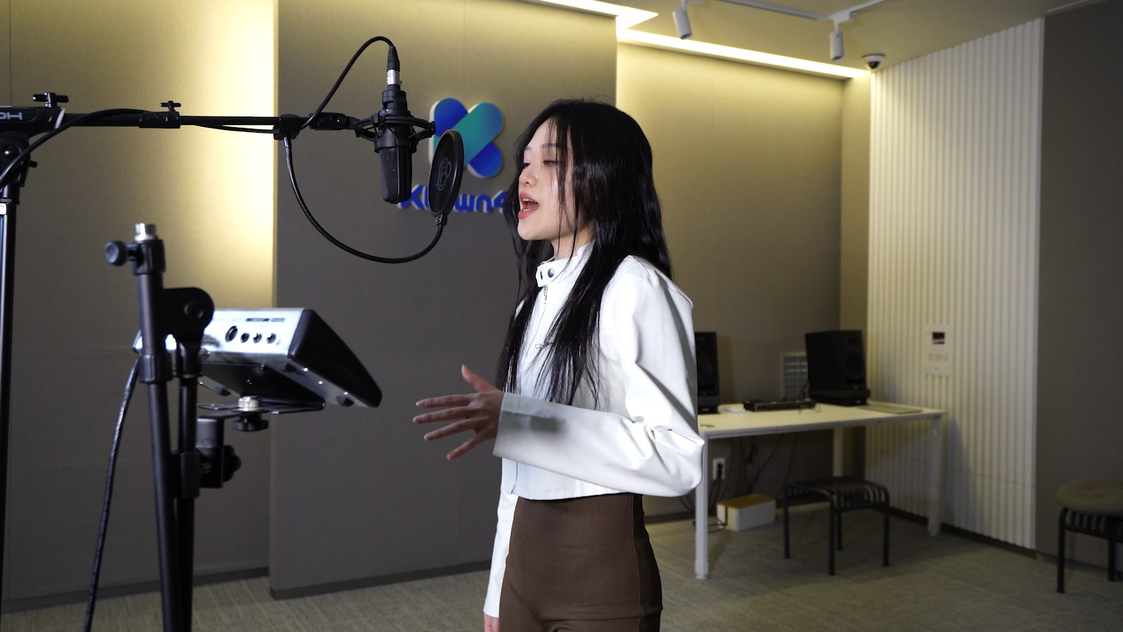 Ktown4u K-pop唱歌一日课程 + 视频拍摄体验