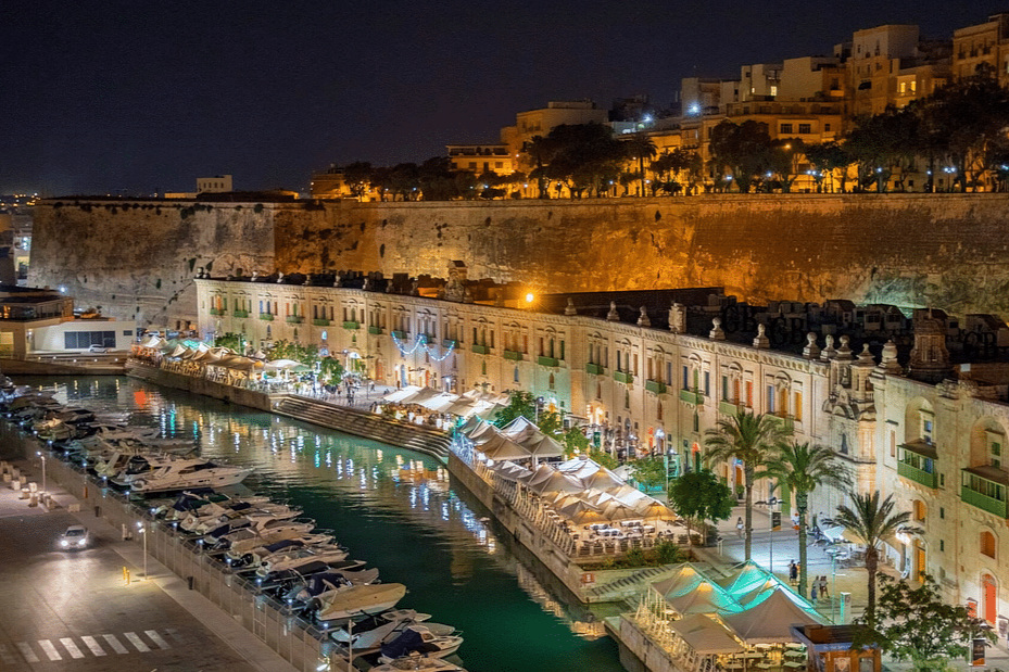 瓦莱塔海滨 & 姆迪纳 & 拉巴特夜游