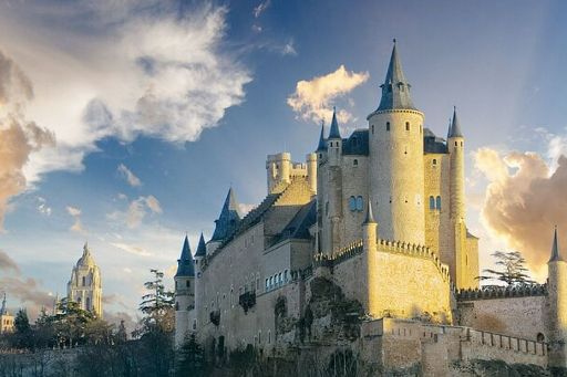 塞哥维亚＆阿维拉一日游（可选美食午餐）- 马德里出发