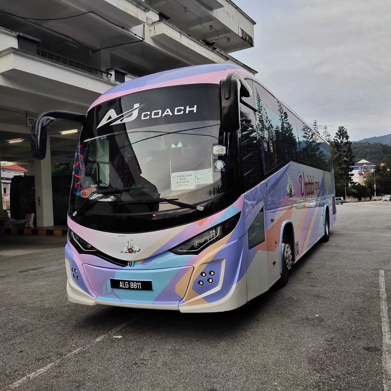 槟城 - 怡保Amanjaya巴士接送（Unititi Express提供）