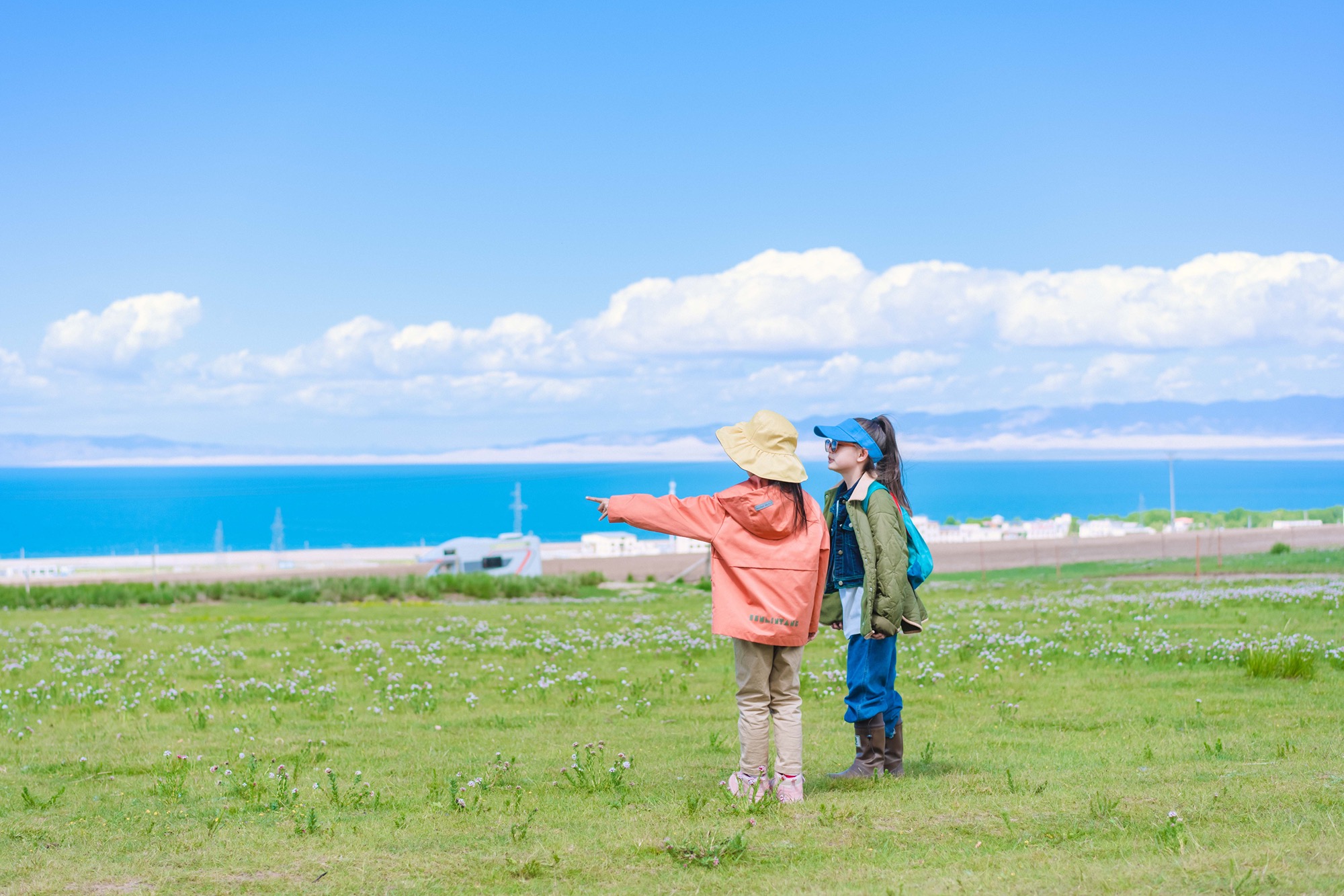 青甘新丝路环线7日游（藏服美拍+莫高窟+鸣沙山月牙泉+青海湖露营+七彩丹霞+嘉峪关+沙漠晚宴+祁连大草原+环湖西路下午茶+壁画临摹）