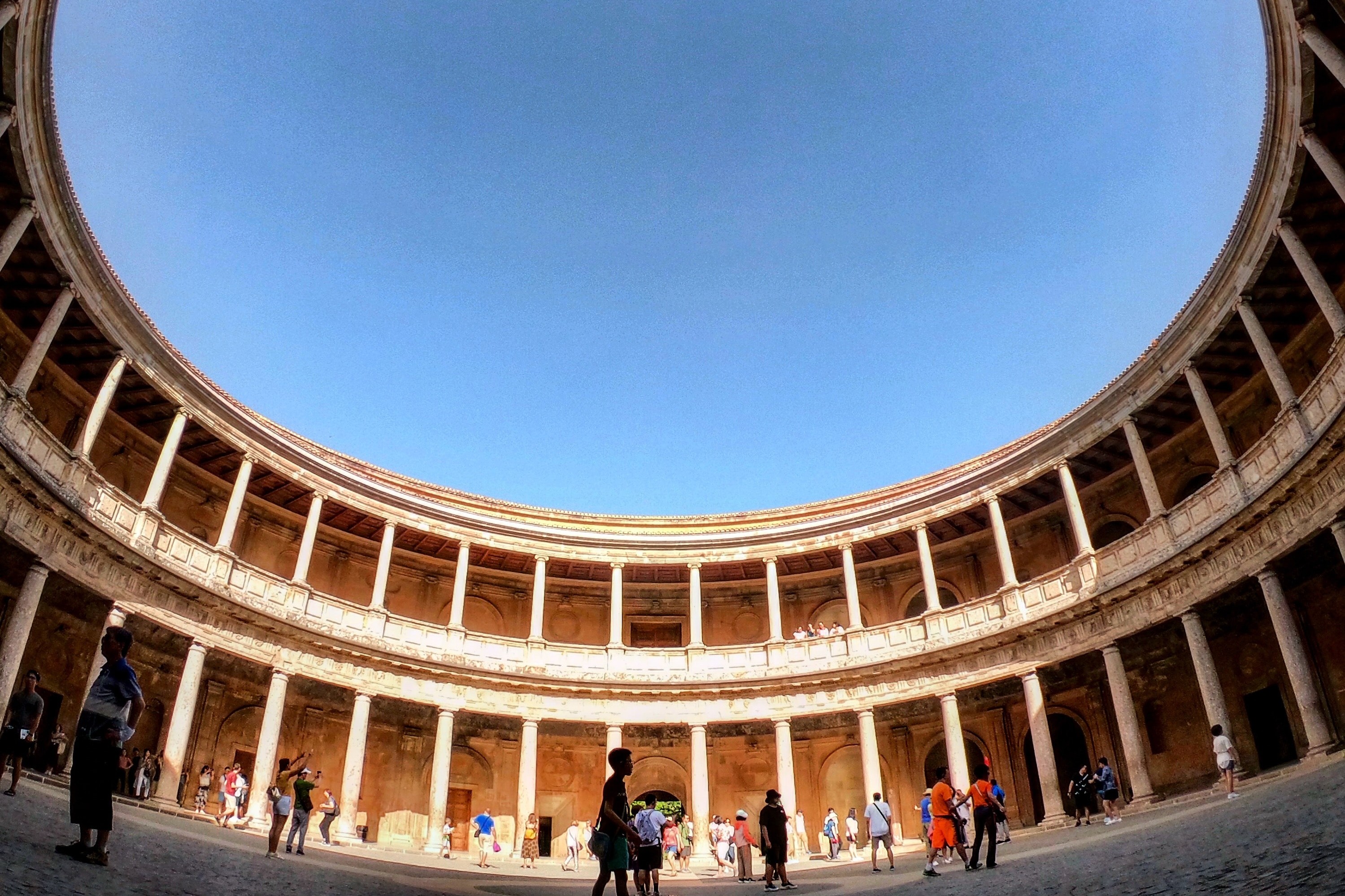 格拉纳达阿罕布拉 & 纳赛德宫 & 天堂花园之旅