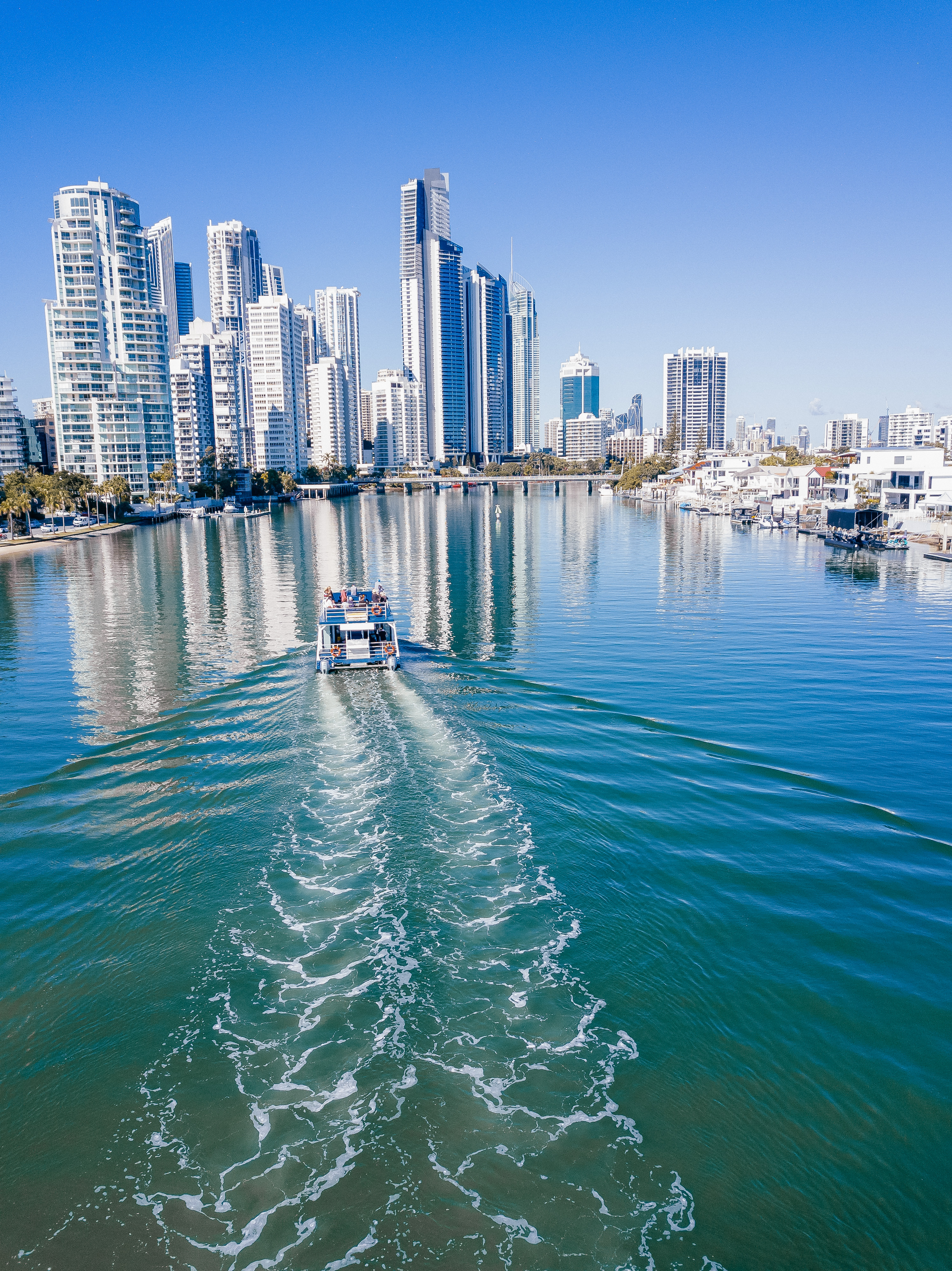 黄金海岸城市之光游轮之旅