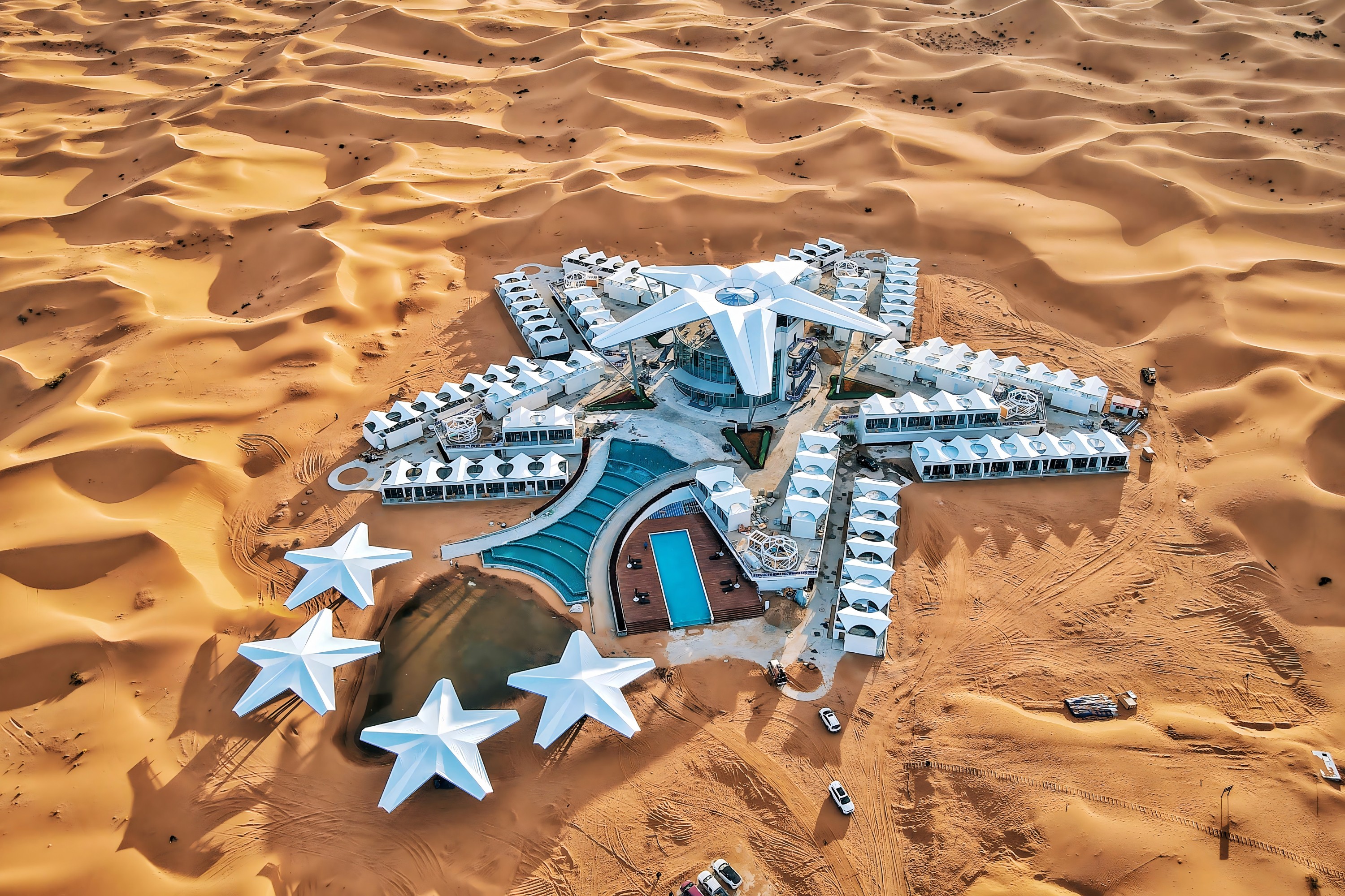 【私享定制团】宁夏野奢臻宿私家5日（星星酒店+黄河宿集+安漠酒店+66号公路旅拍+乌兰湖航拍+腾格里五湖穿越+酒庄品酒+沙坡头沙漠活动）