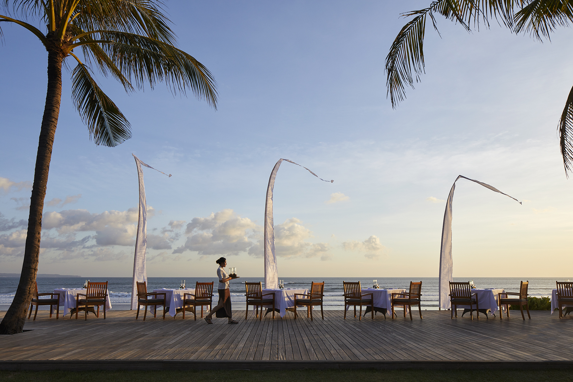 萨马亚巴厘岛塞米亚克别墅Breeze Restaurant用餐体验