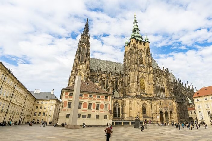 布拉格城堡室内徒步之旅