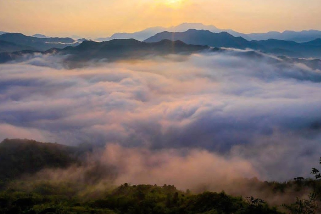 Cayabu Maynuba 山＆8道瀑布健行之旅（马尼拉出发）