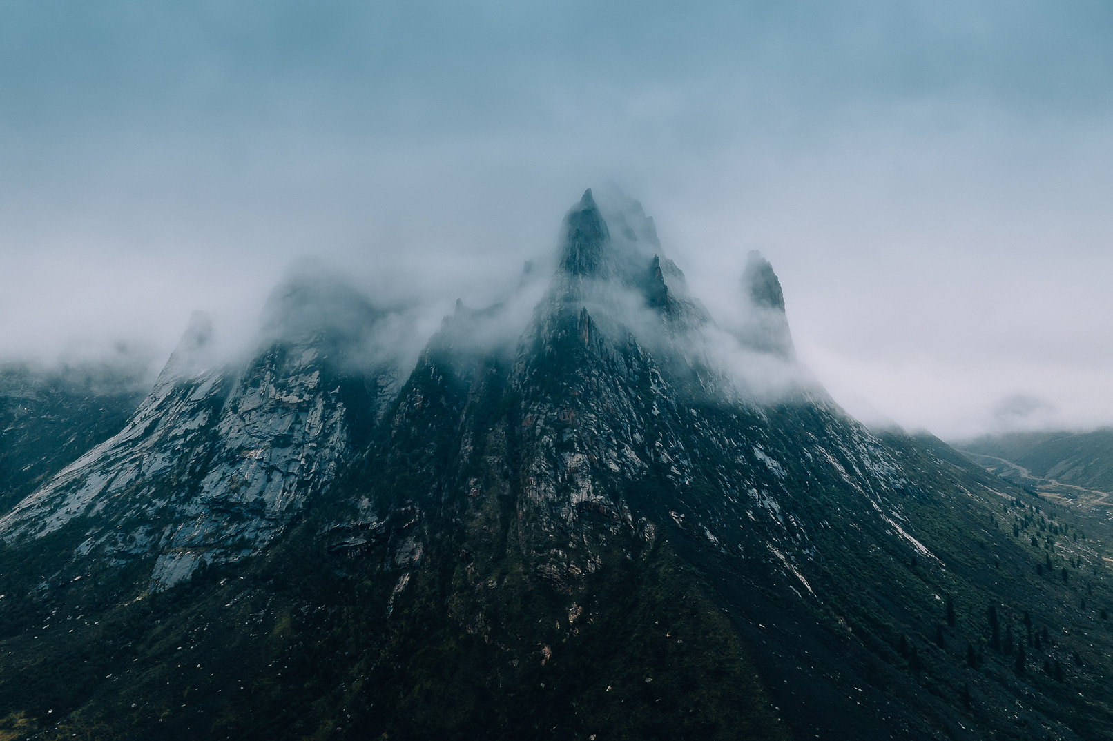 秘境甘南&莲宝叶则6天5晚探索之旅（郎木寺骑马+探访白龙江源头+拉卜楞寺转经祈福+唐卡绘制体验+扎尕那轻徒步+花湖寻踪黑颈鹤）