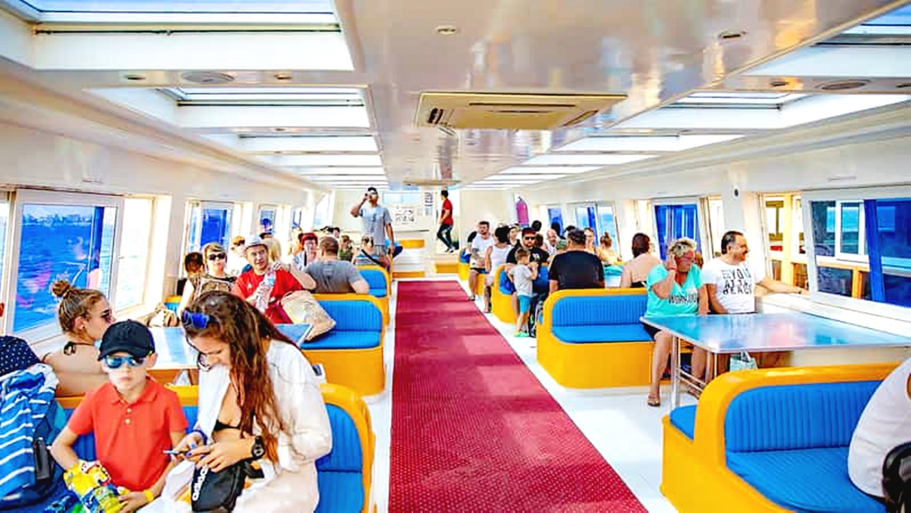 赫尔格达：风景秀丽的潜艇之旅，包括浮潜和接送