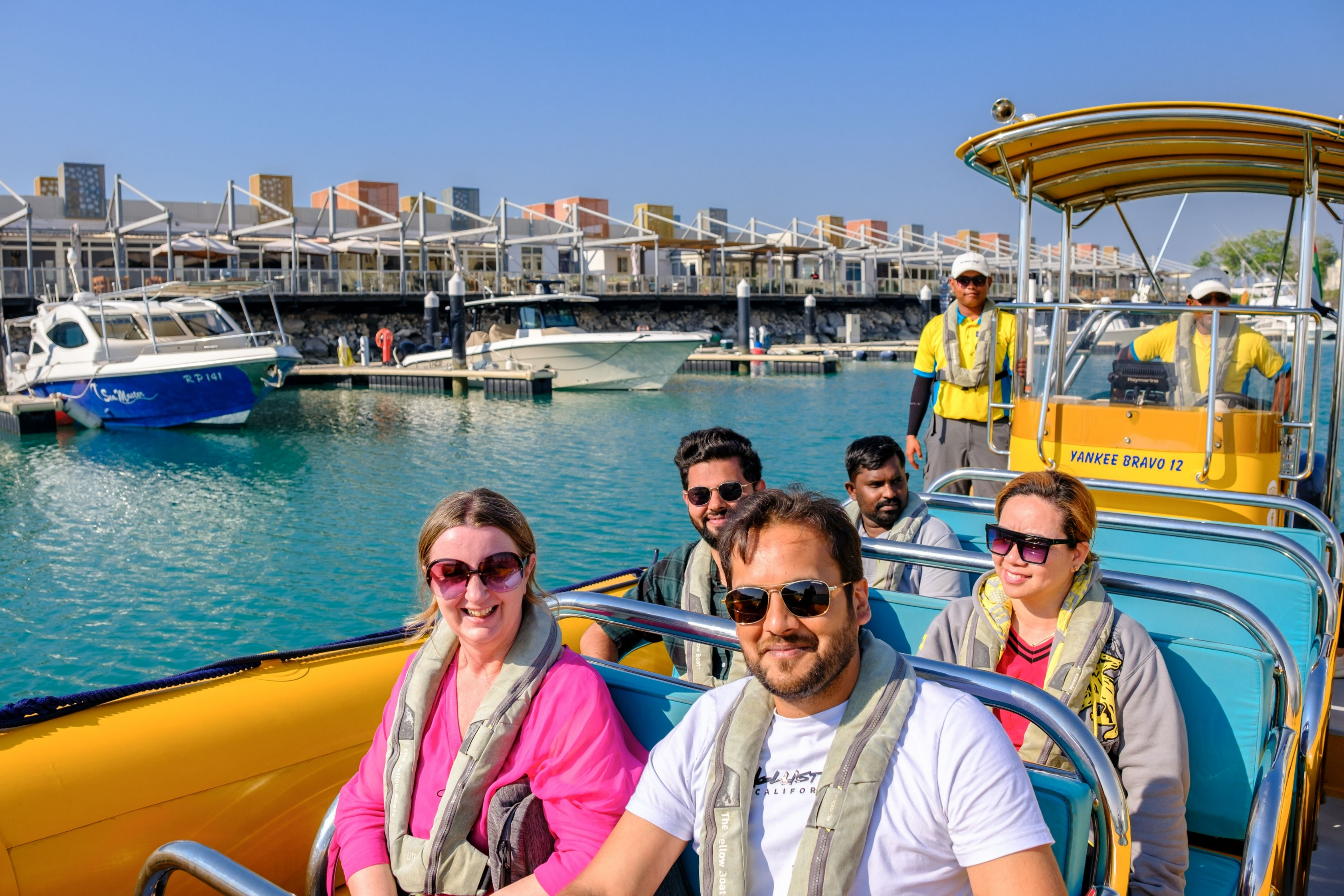 哈伊马角观光游船