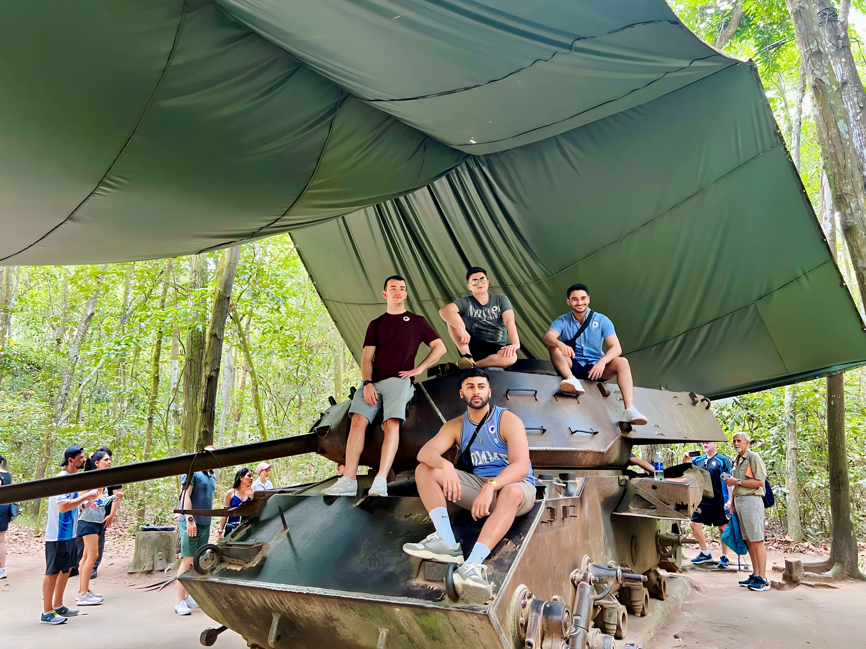 古芝经典一日游（中文 / 日文 / 韩文导游）