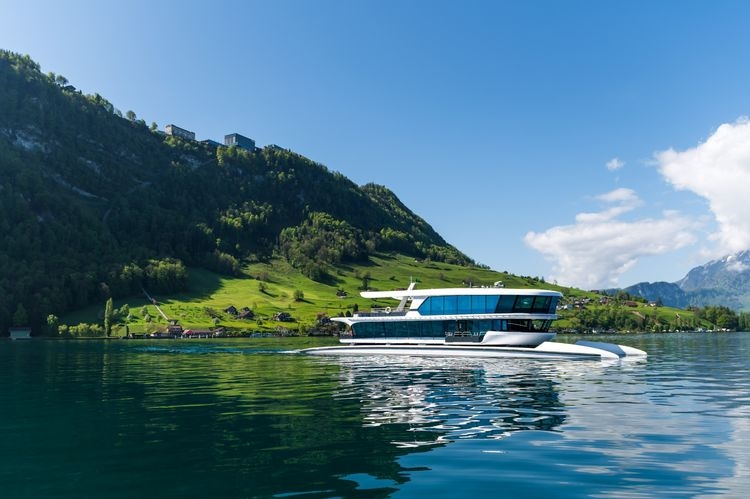 布尔根施托克游船 & 缆车体验