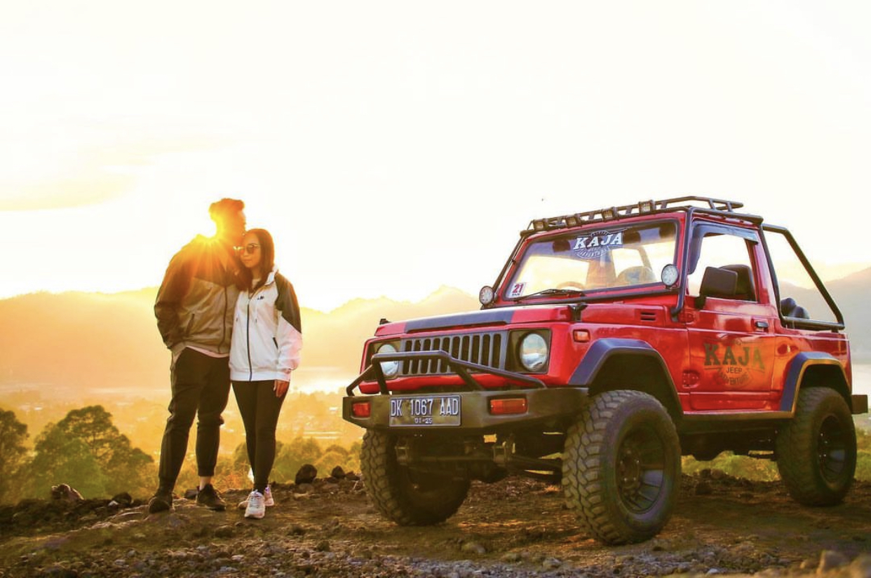 巴杜尔山吉普车日出 & 金塔马尼星巴克（含摄影师）